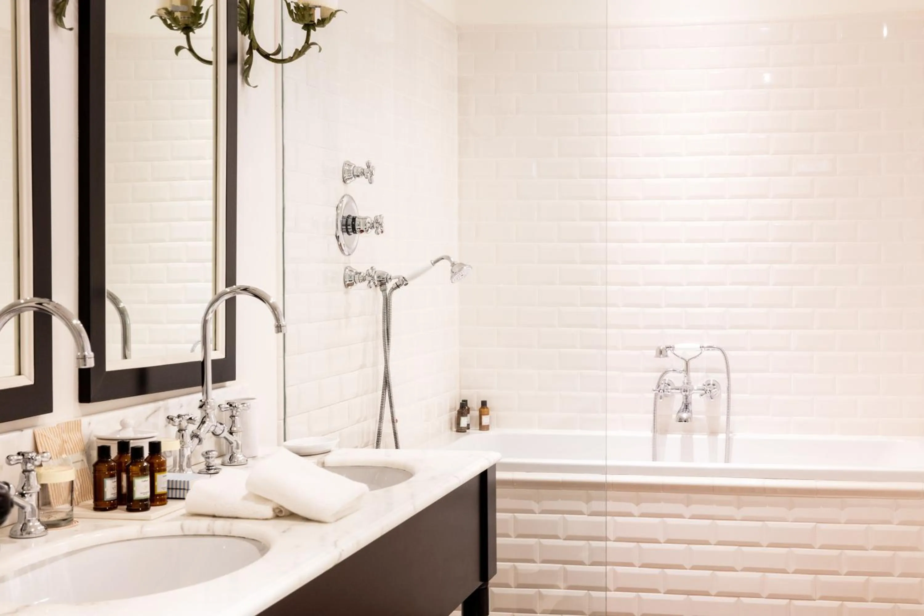 Bathroom in Il Pellicano