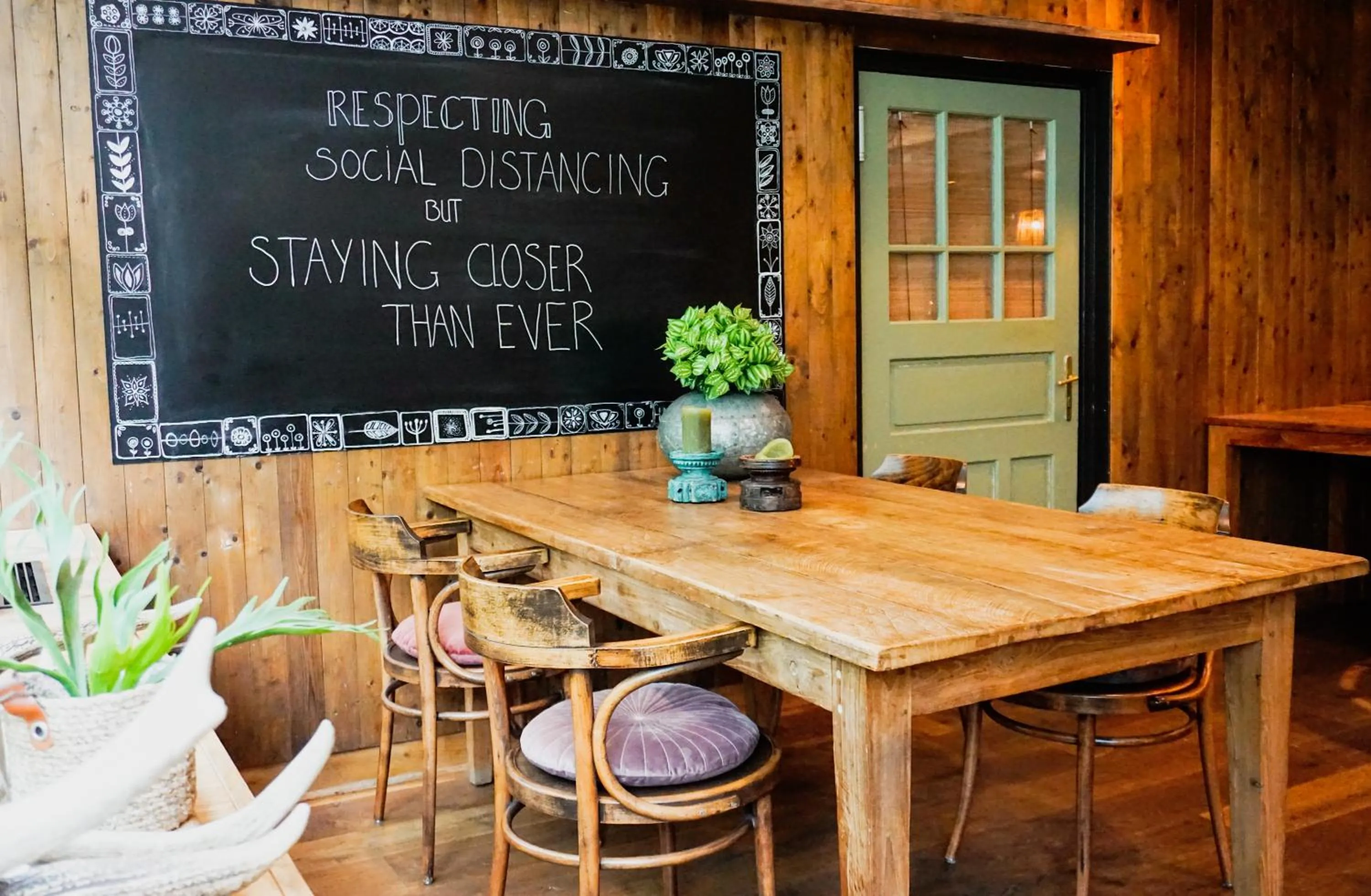 Lounge or bar in Forest Hotel