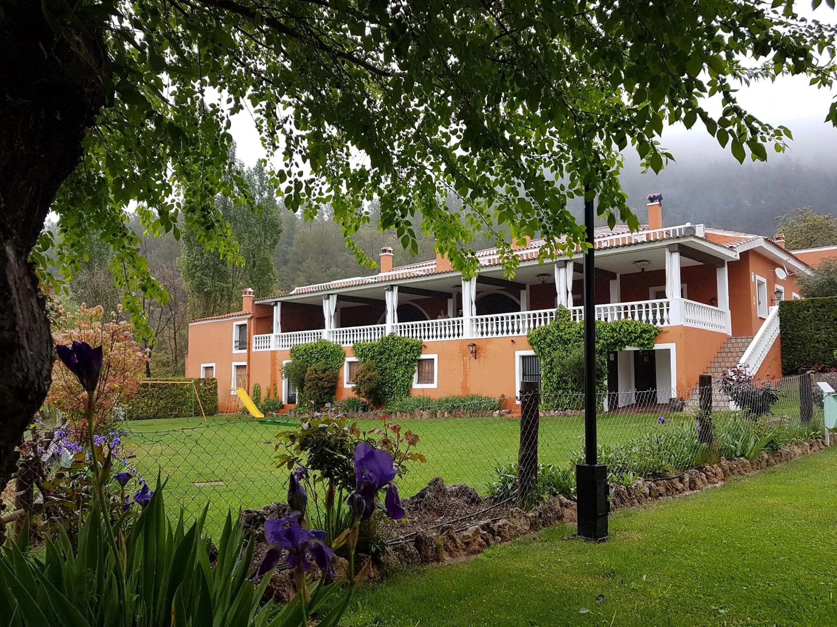 Facade/entrance in Hospedium Hotel Val de Pinares