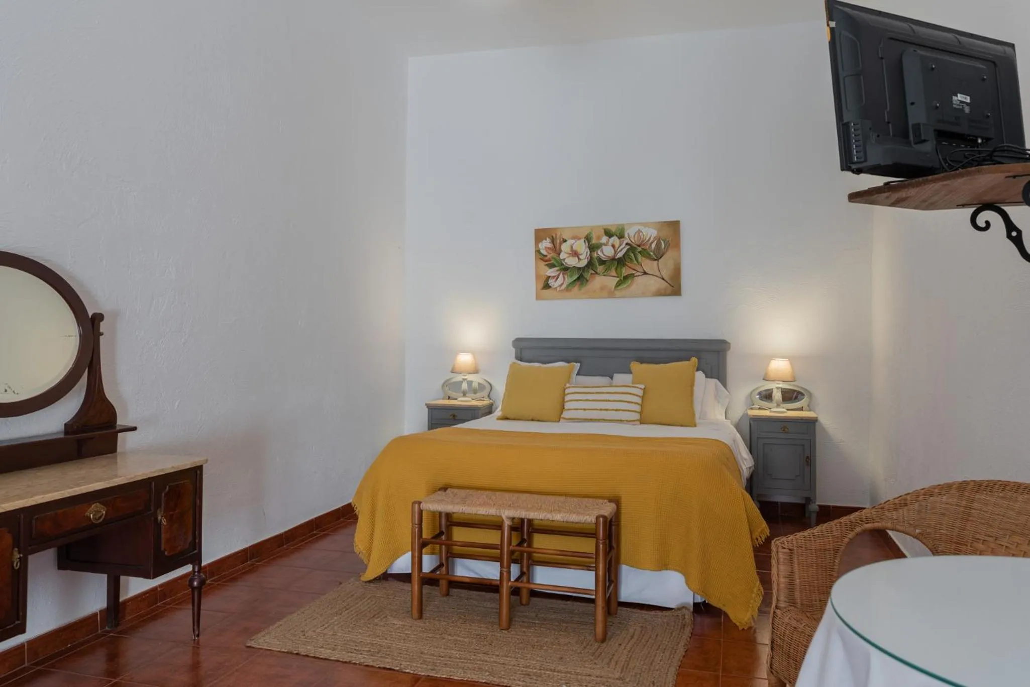 Photo of the whole room, Bed in Hospedium Hotel Val de Pinares