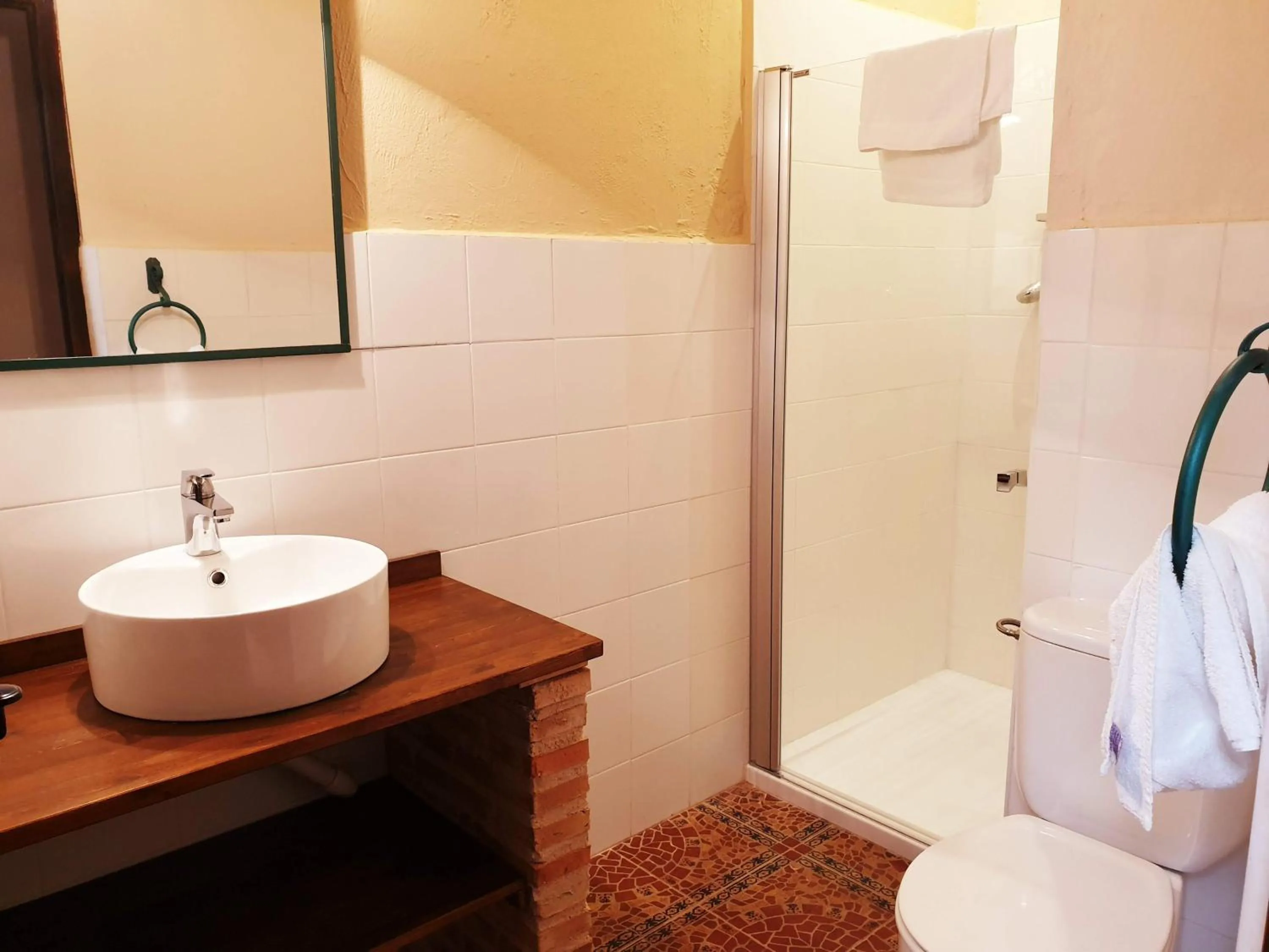 Bathroom in Hospedium Hotel Val de Pinares