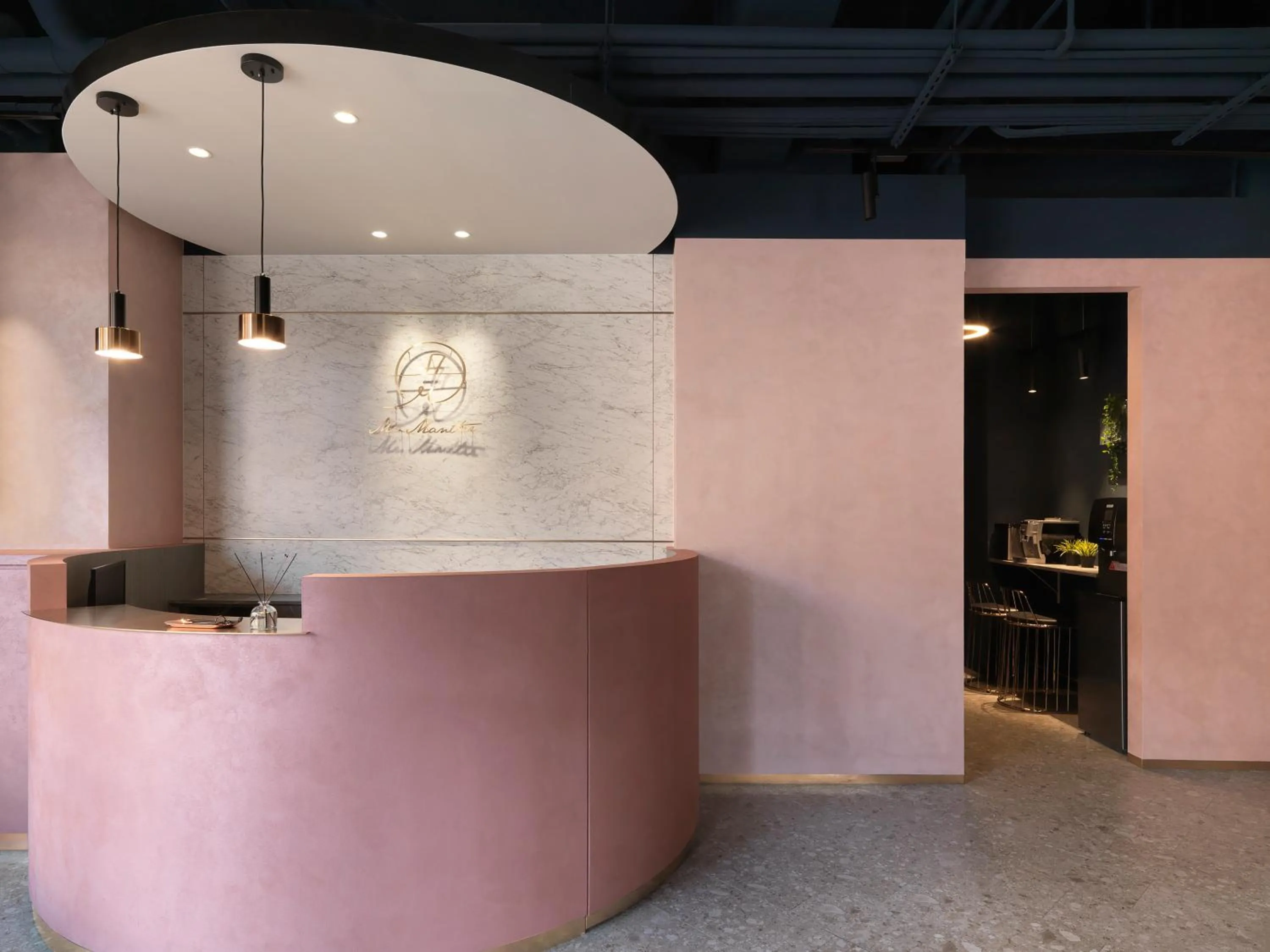 Lounge or bar in Mr.Mantter