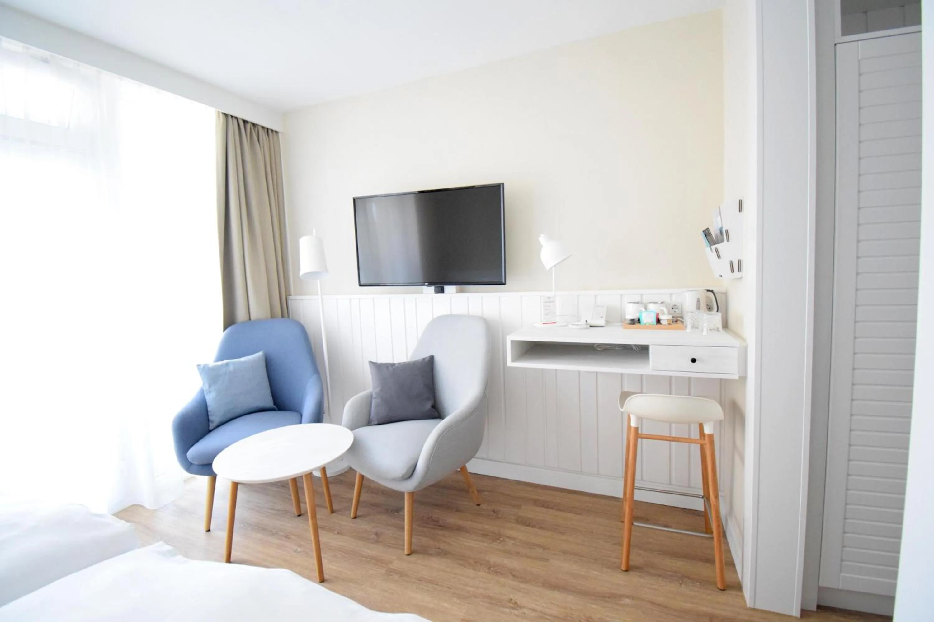 Photo of the whole room in Wyn. Strandhotel Sylt