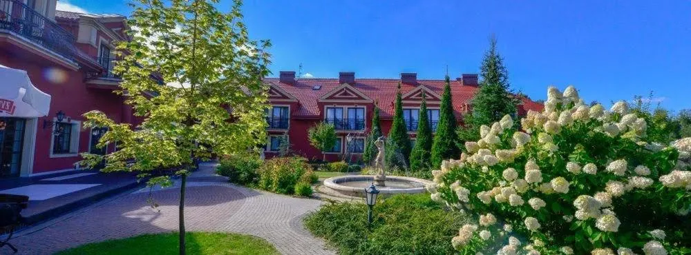 Property building in Hotel Milord