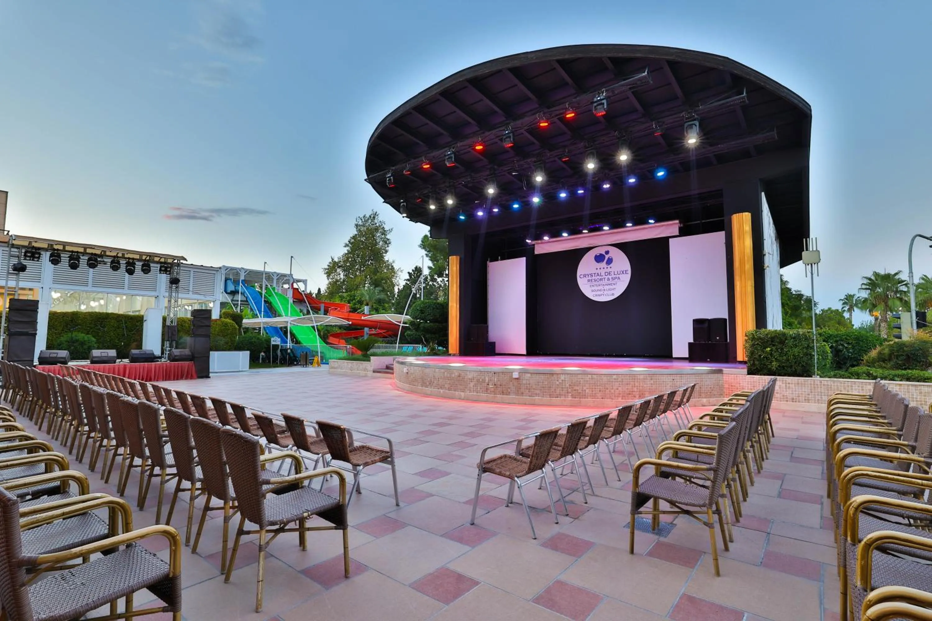 Evening entertainment in Crystal De Luxe Comfort Collection - All Inclusive