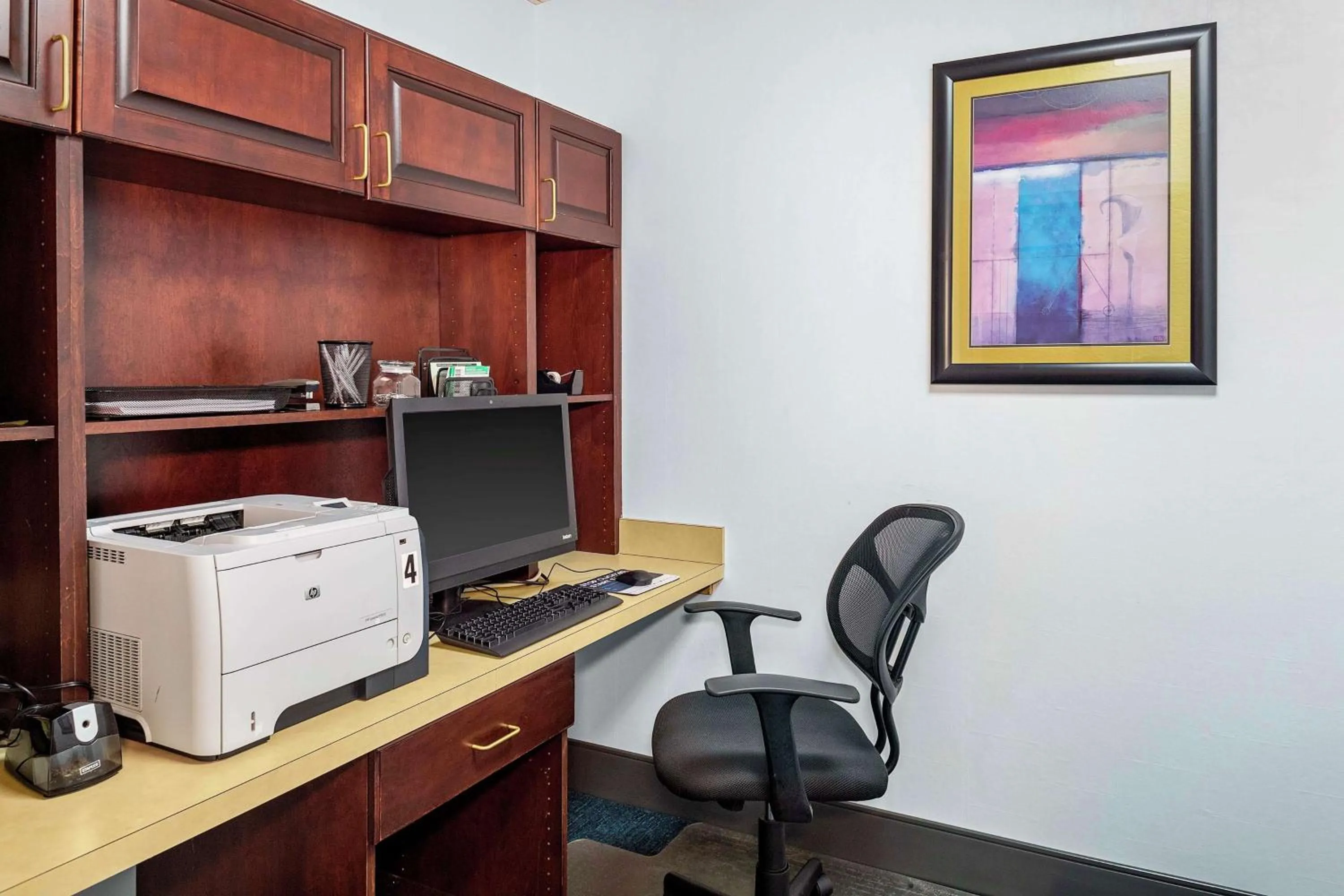 Business facilities in Hampton Inn Atlanta-Fairburn