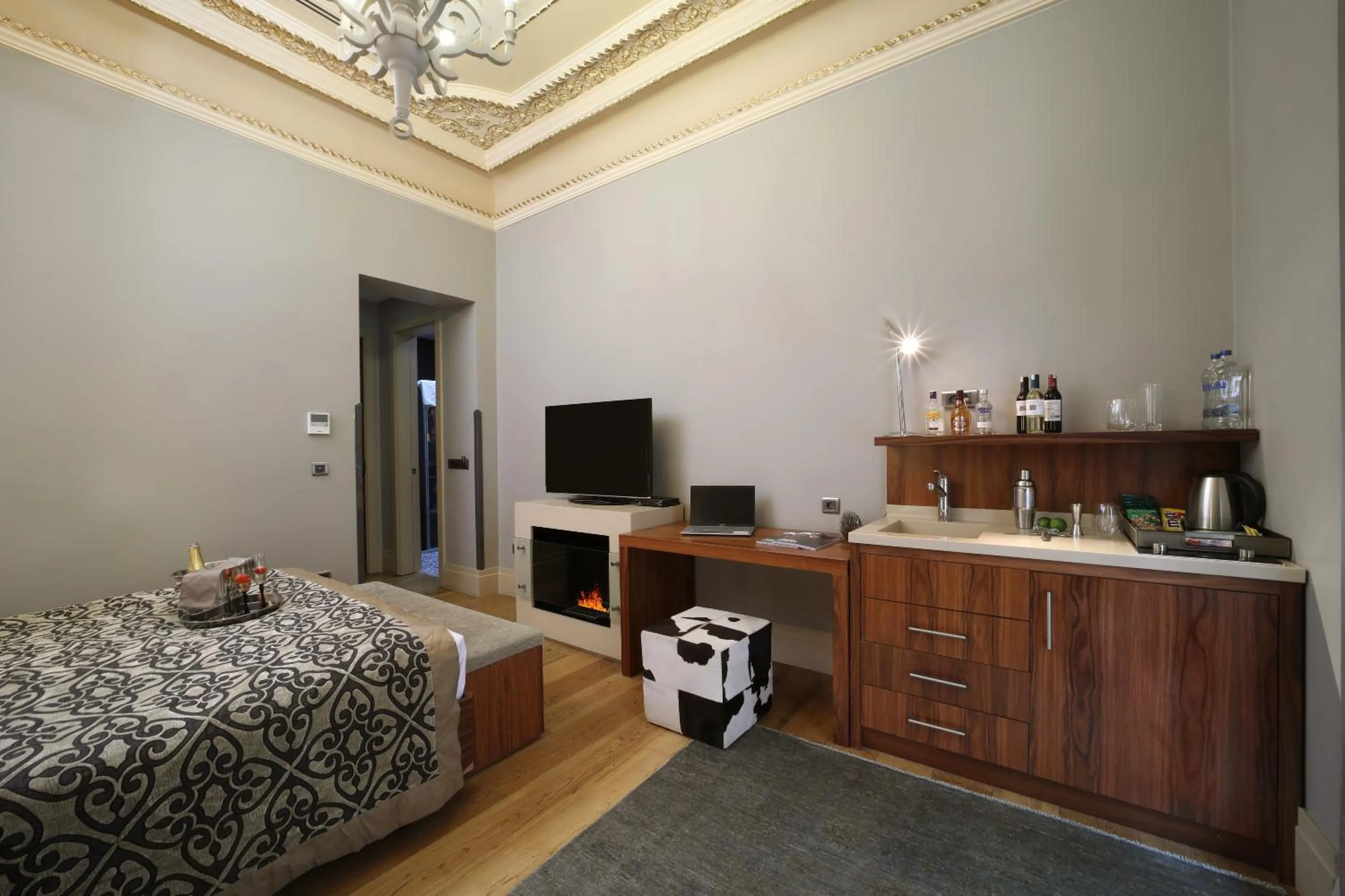 TV and multimedia, Bed in The Story Hotel Pera