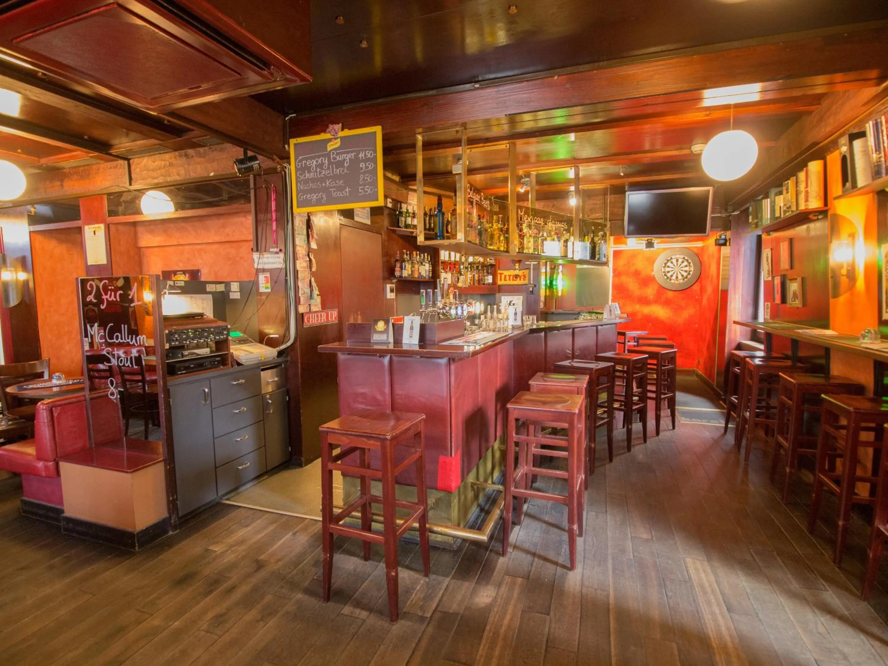 Restaurant/places to eat in Hotel Gregory