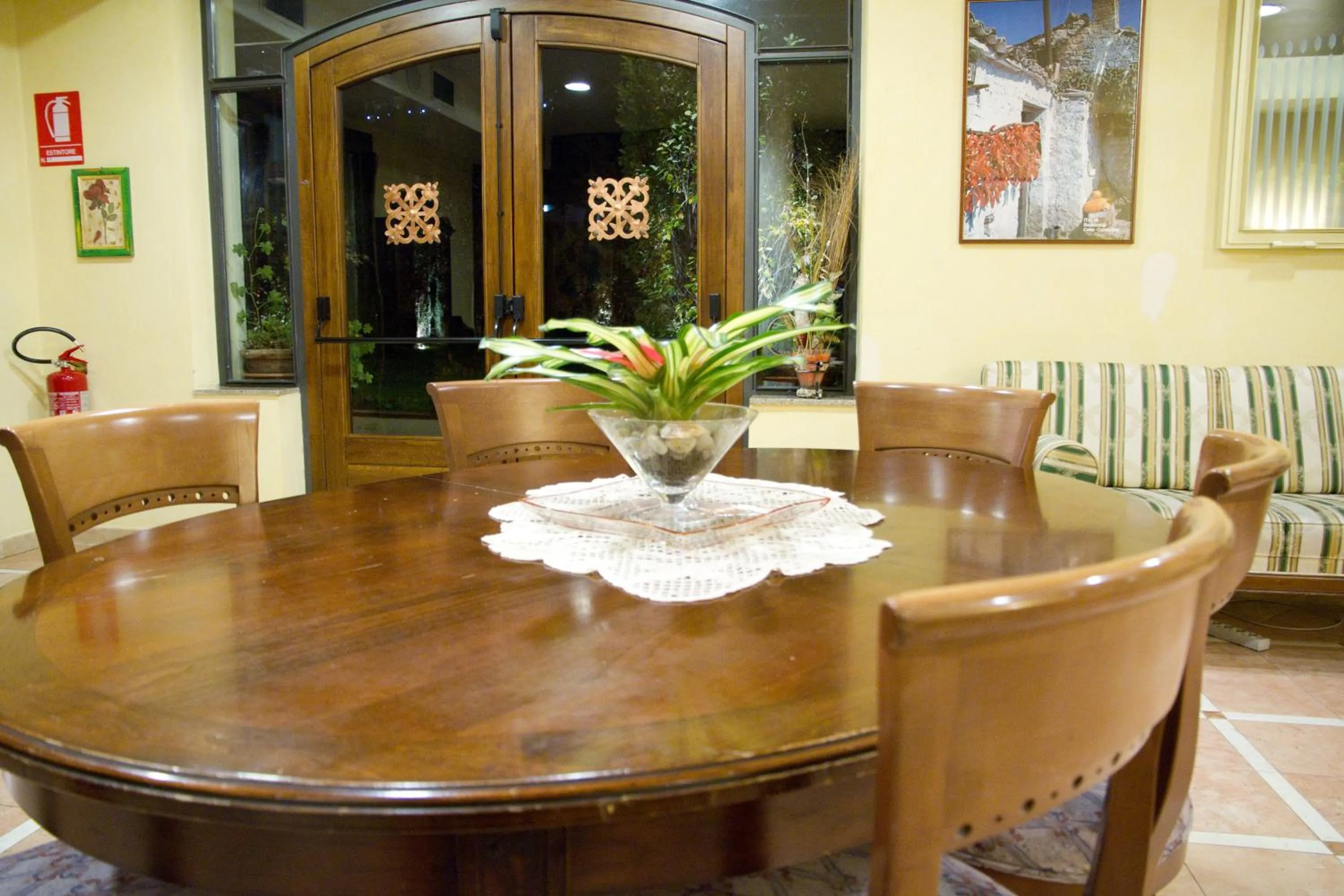 Lobby or reception in Albergo La Primula