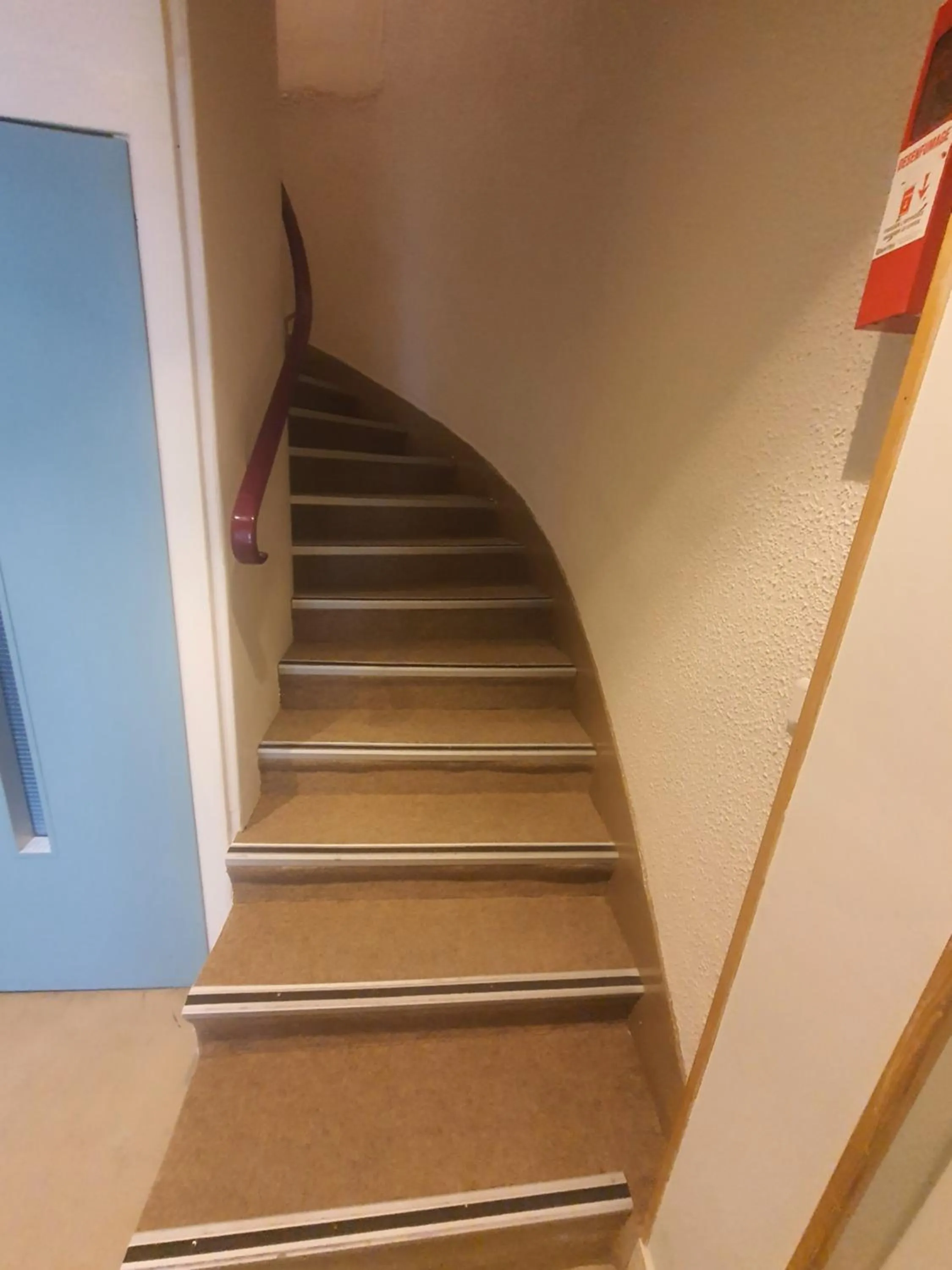 Hipotel Paris Père-Lachaise République