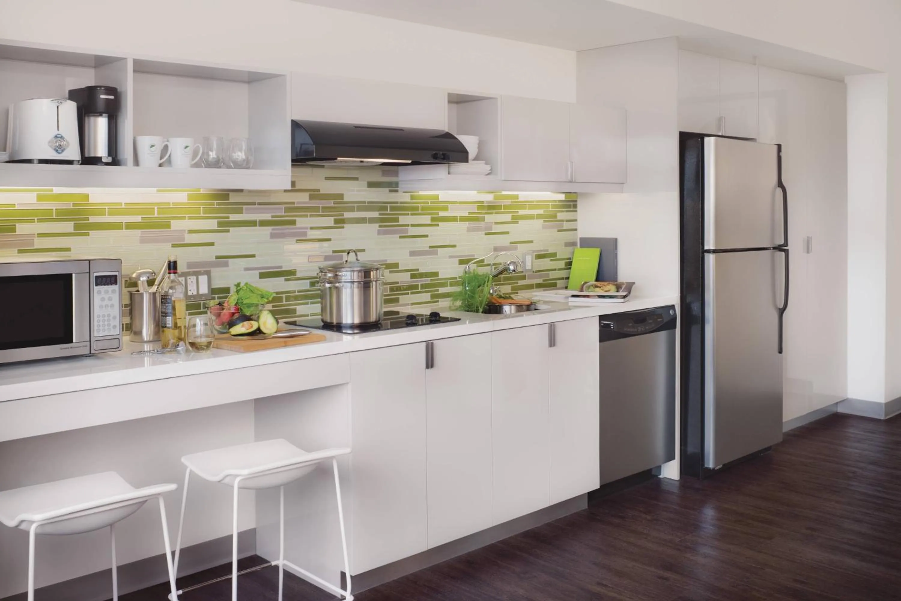 Kitchen or kitchenette in Element Lexington