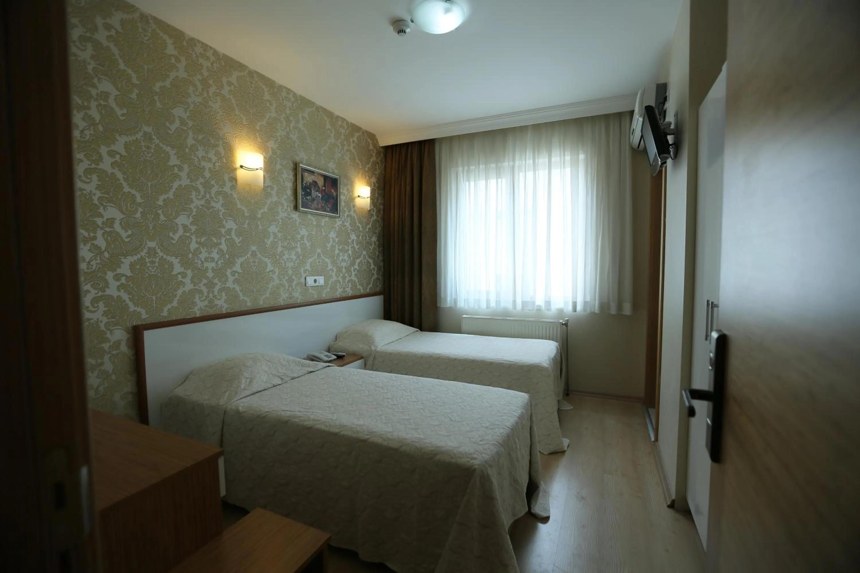 Photo of the whole room, Bed in Hotel Avcilar City