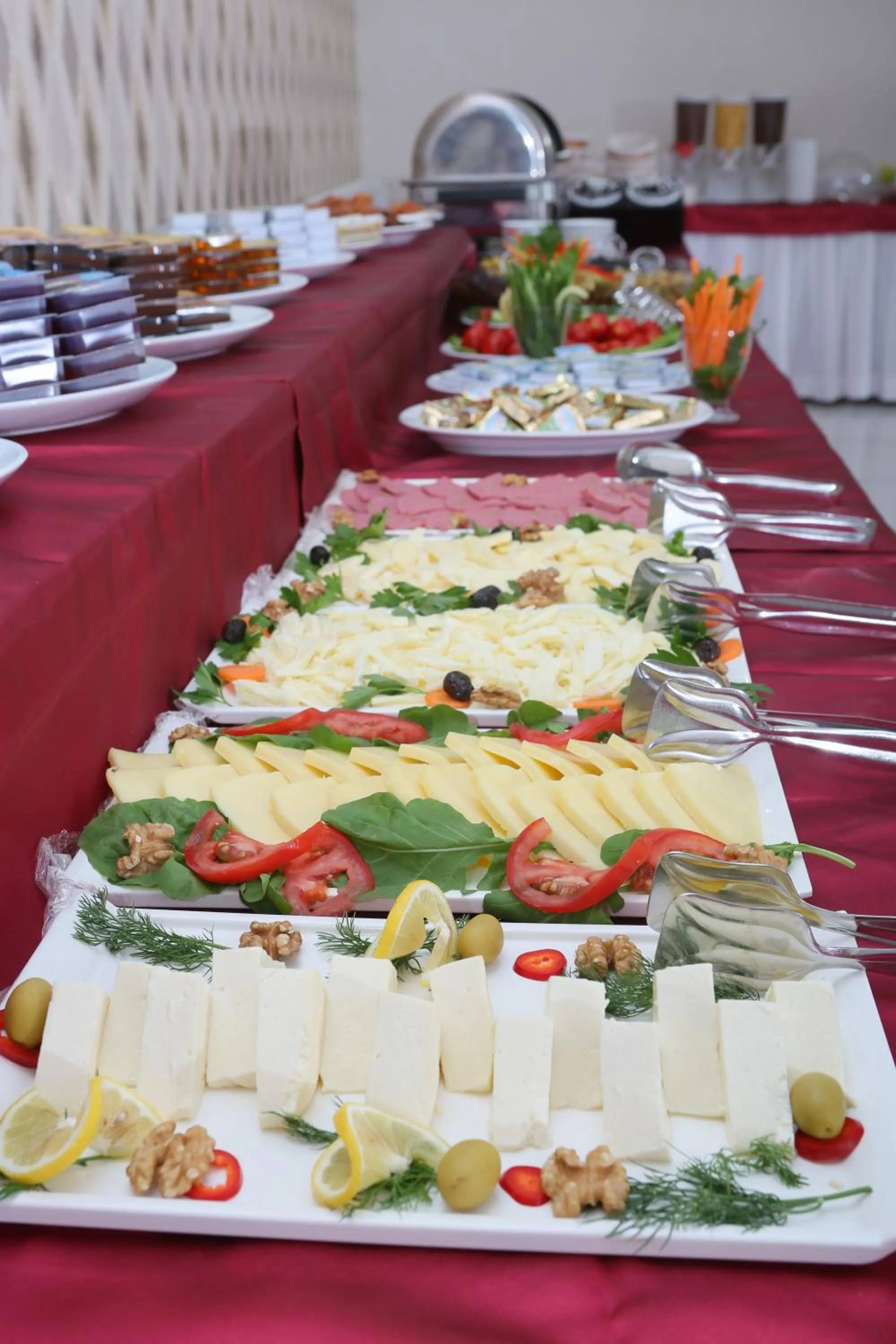 Restaurant/places to eat in Hotel Avcilar City