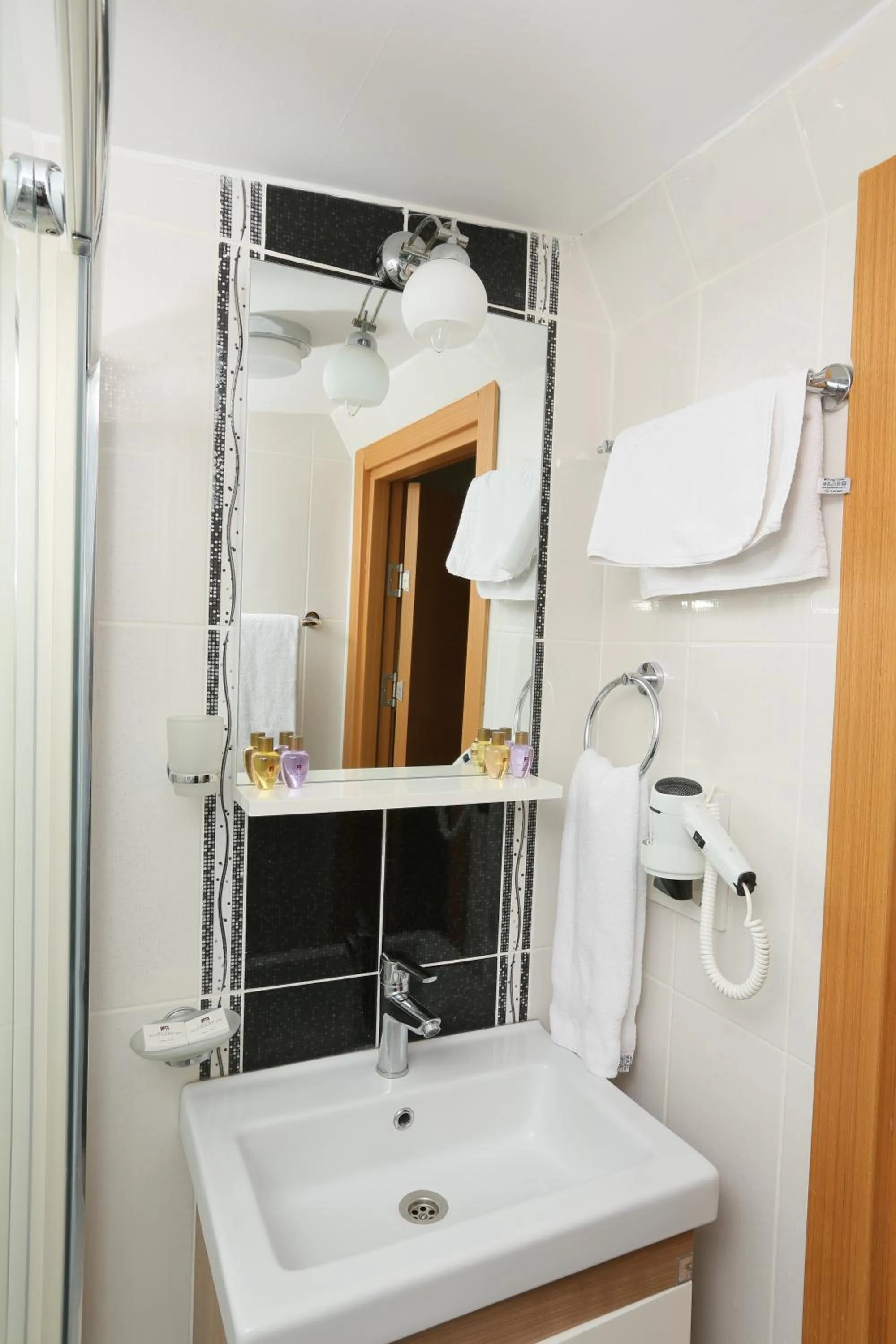 Bathroom in Hotel Avcilar City