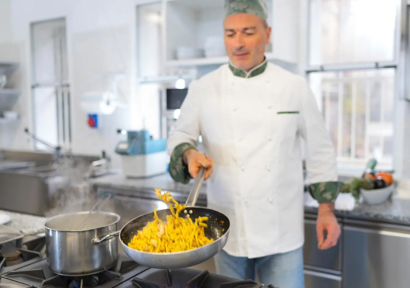 Restaurant/places to eat in Hotel Riviera