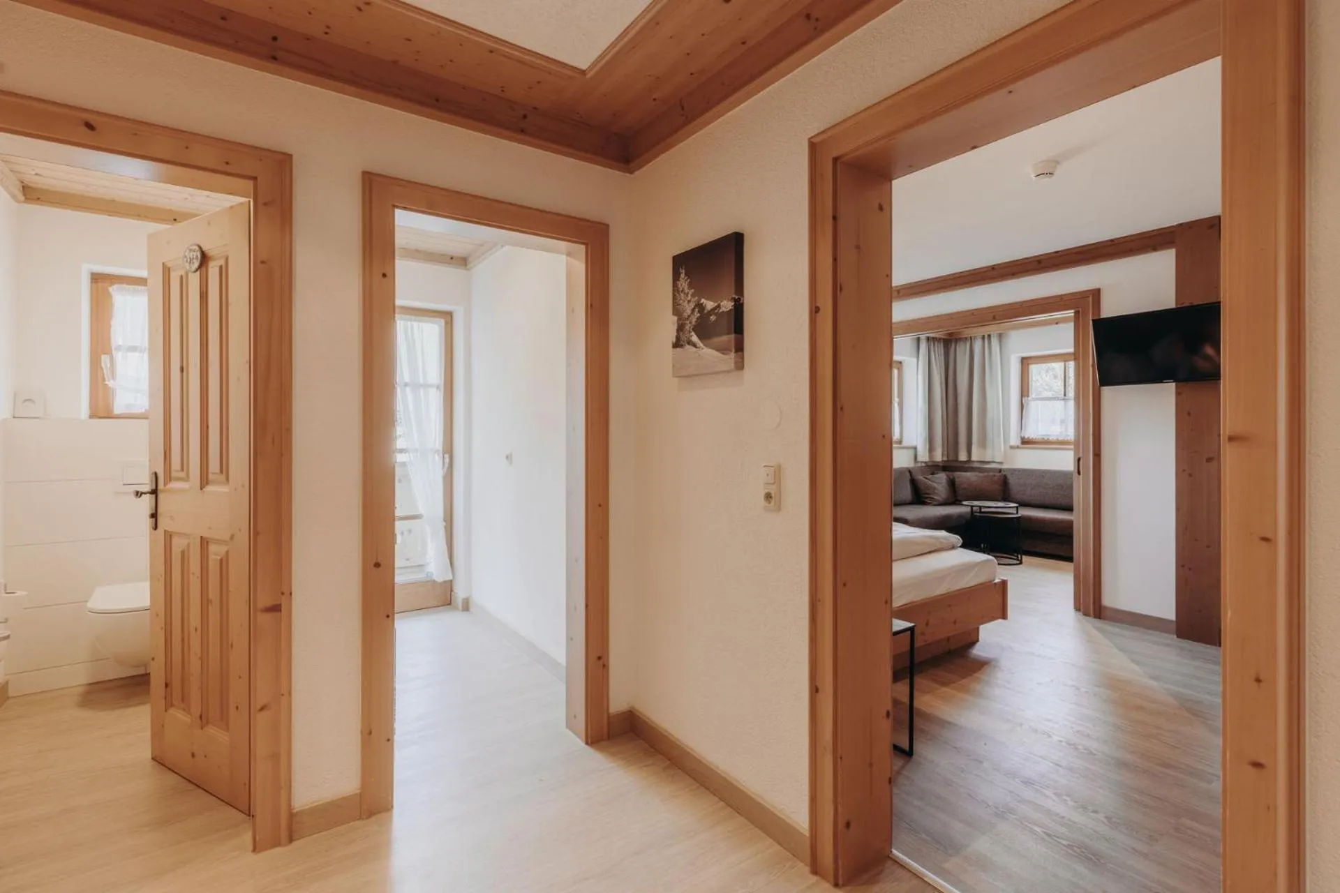 Facade/entrance, Bed in Habachklause Familien Bauernhof Resort