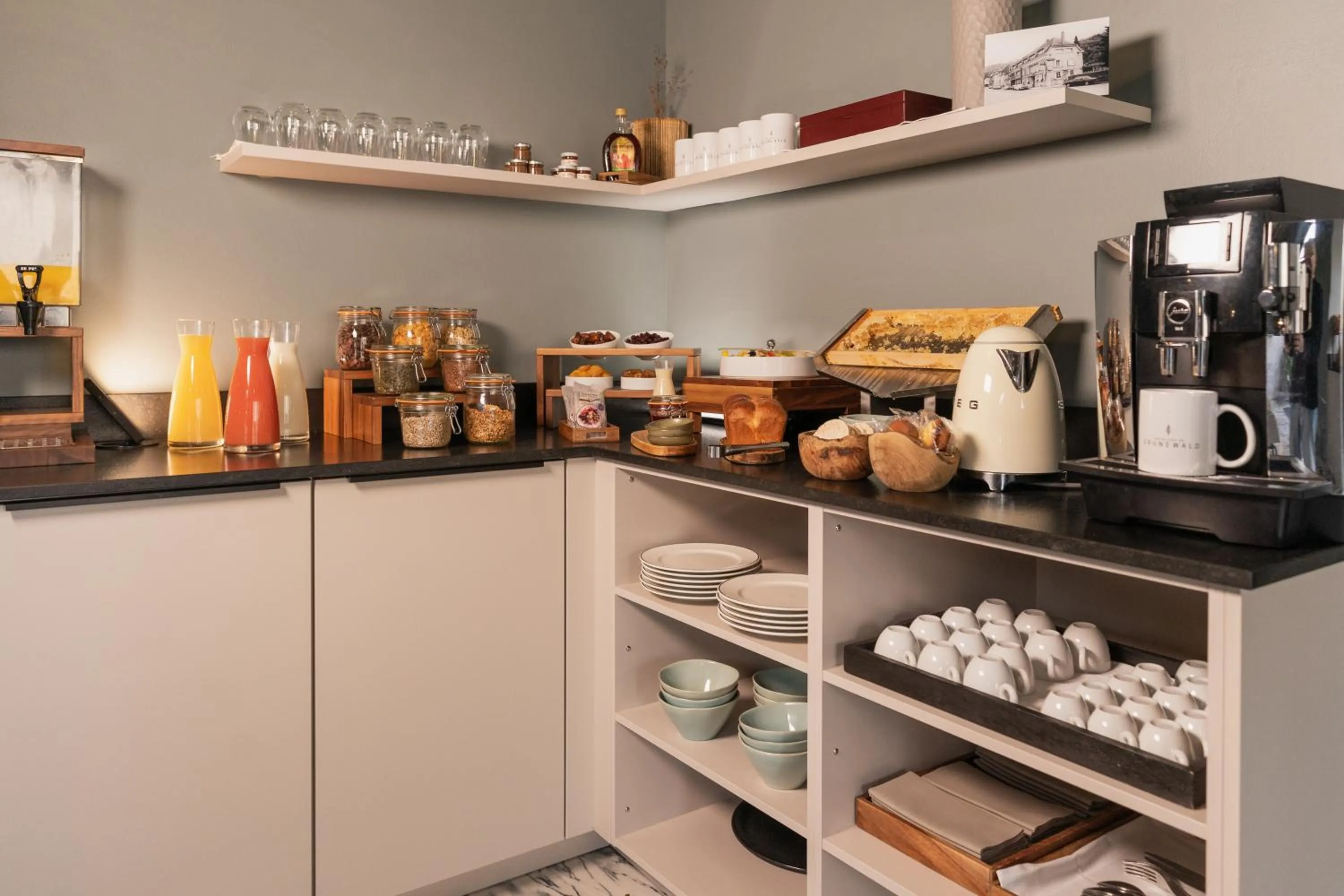 Breakfast in Hostellerie du Grünewald