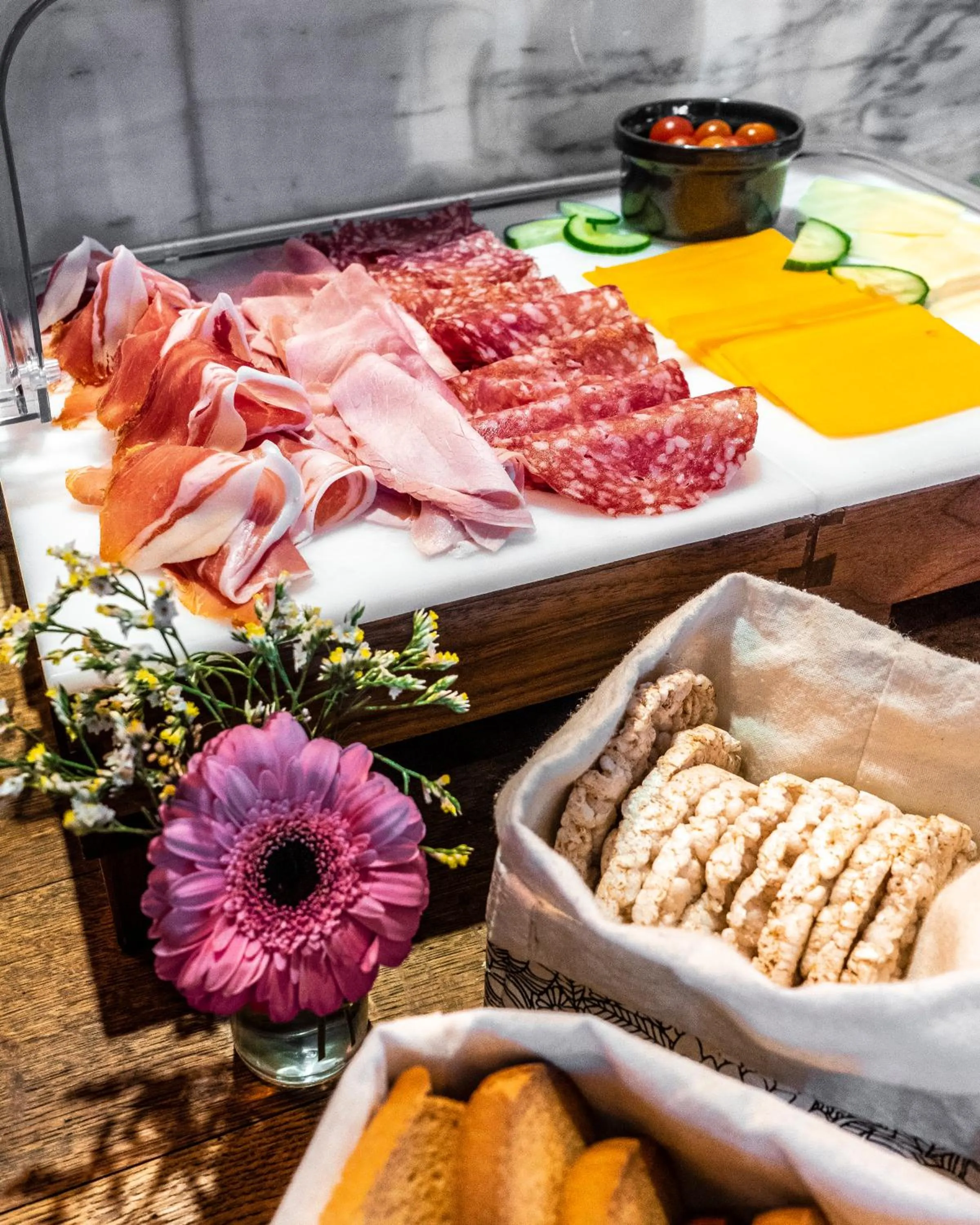 Buffet breakfast in Hostellerie du Grünewald