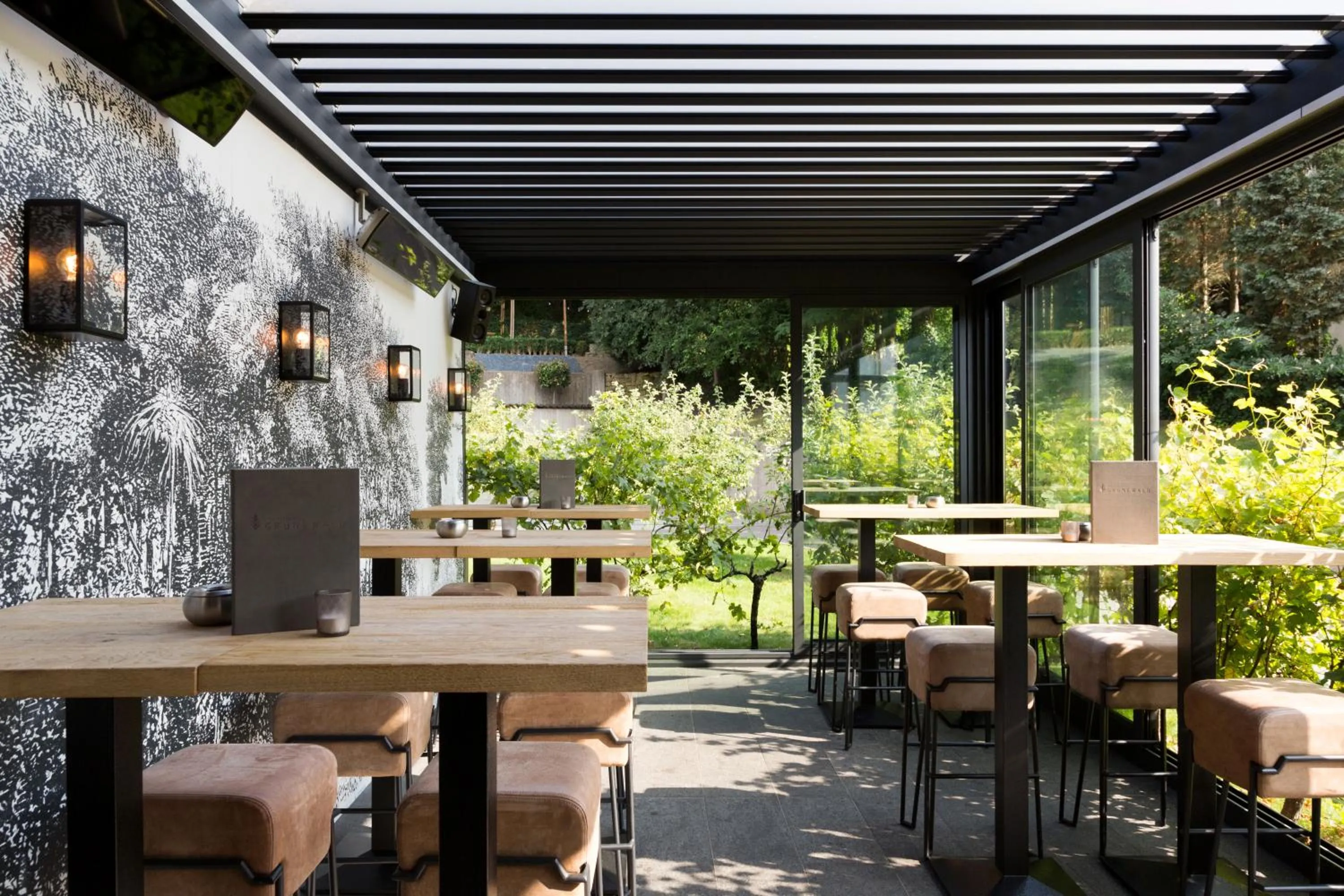 Lounge or bar in Hostellerie du Grünewald