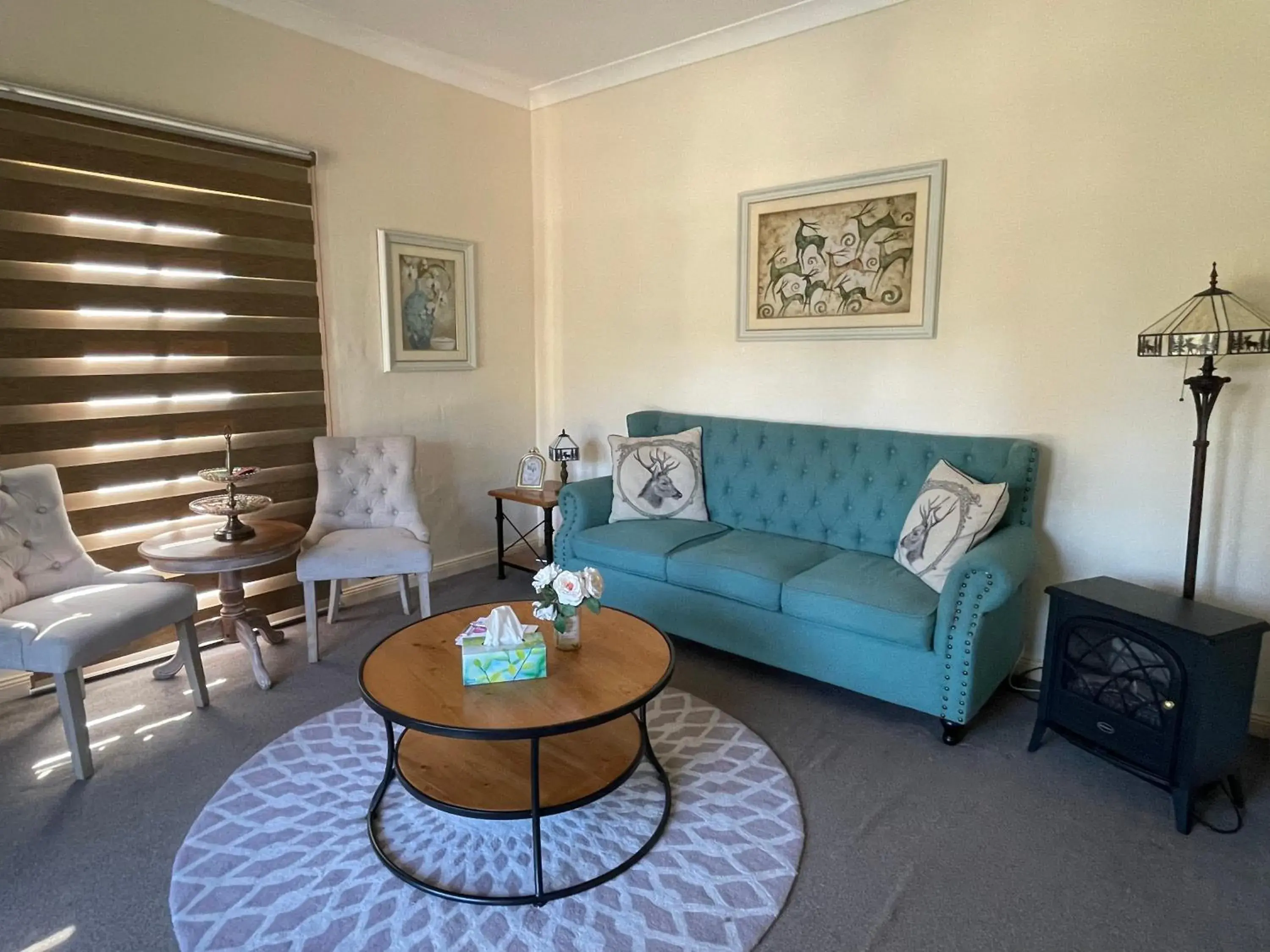 Suite with Pool View in Villa Provence Estate Suite with Pool View in Villa Provence Estate