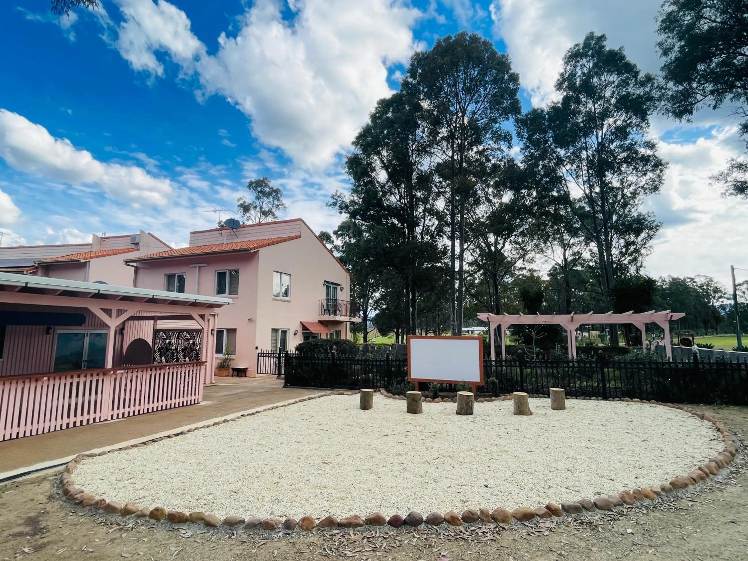 Villa Provence Estate