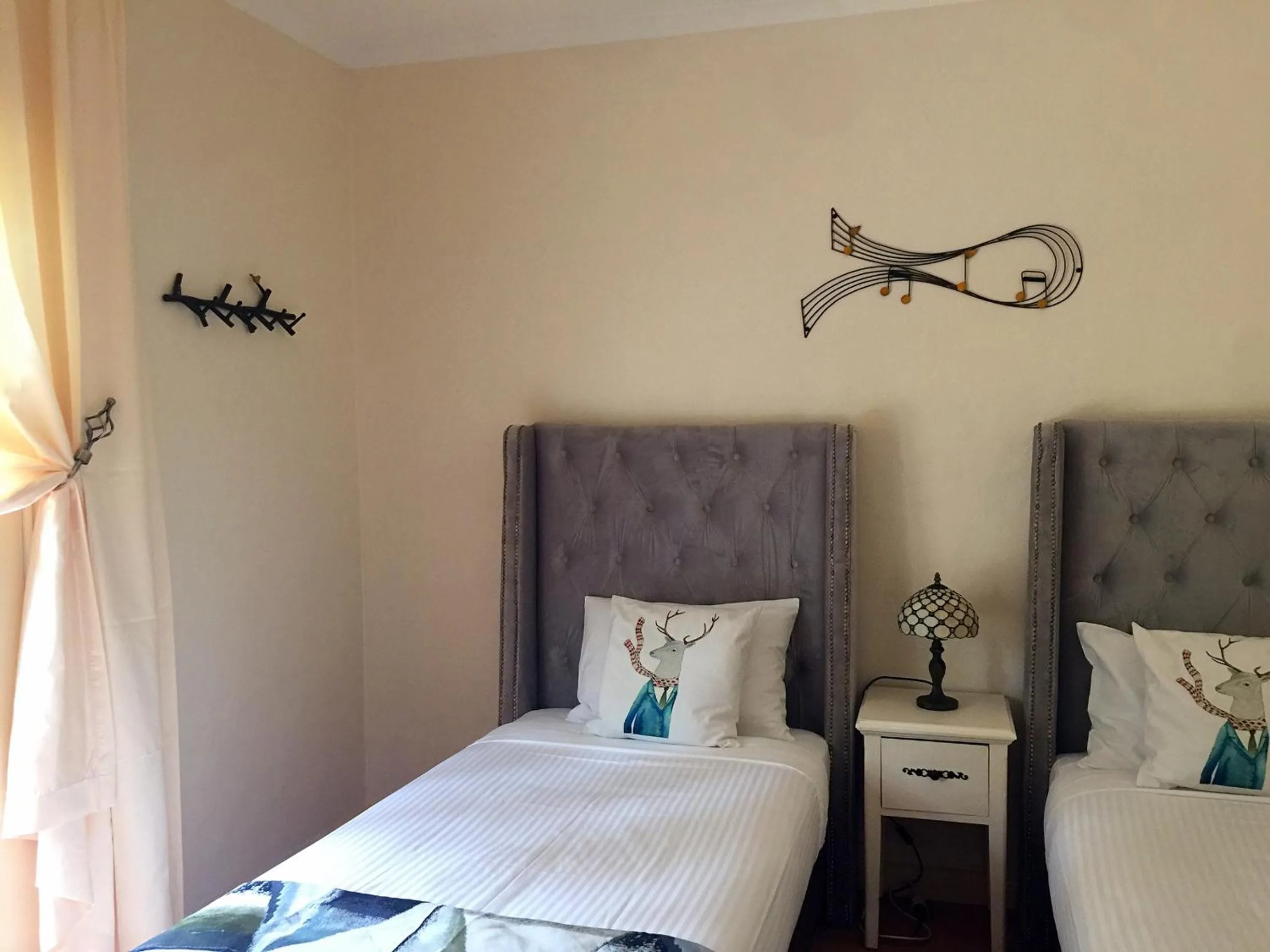 Bed in Villa Provence Estate