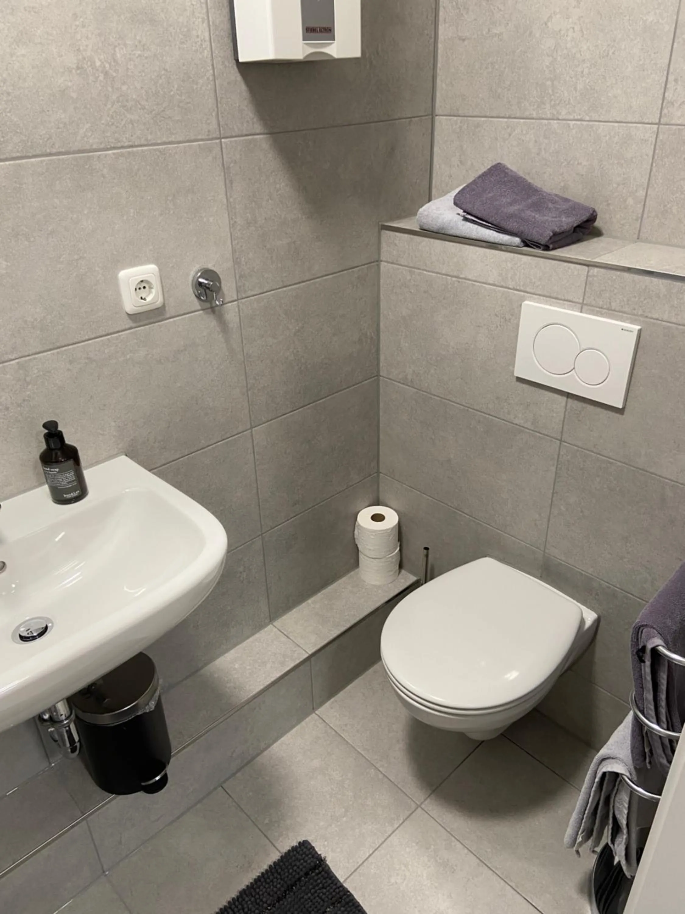 Bathroom in Hotel am See