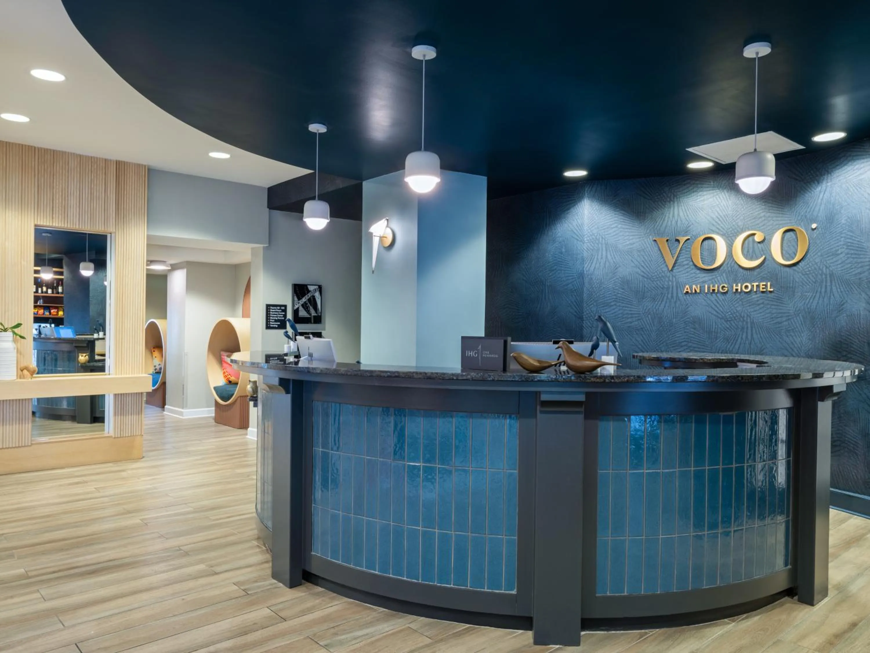 Lobby or reception in voco Sarasota by IHG