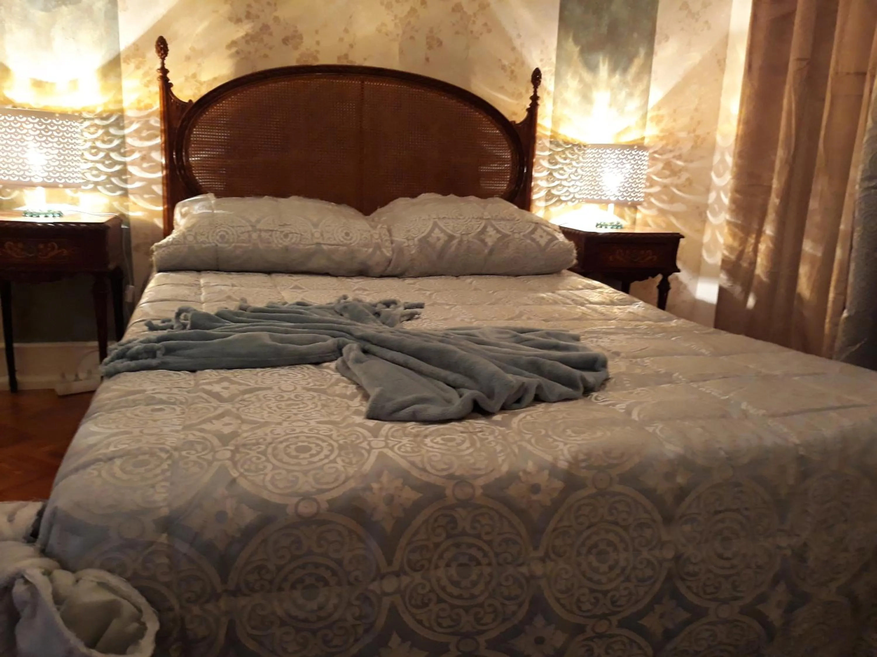Bed in Ameli Rooms