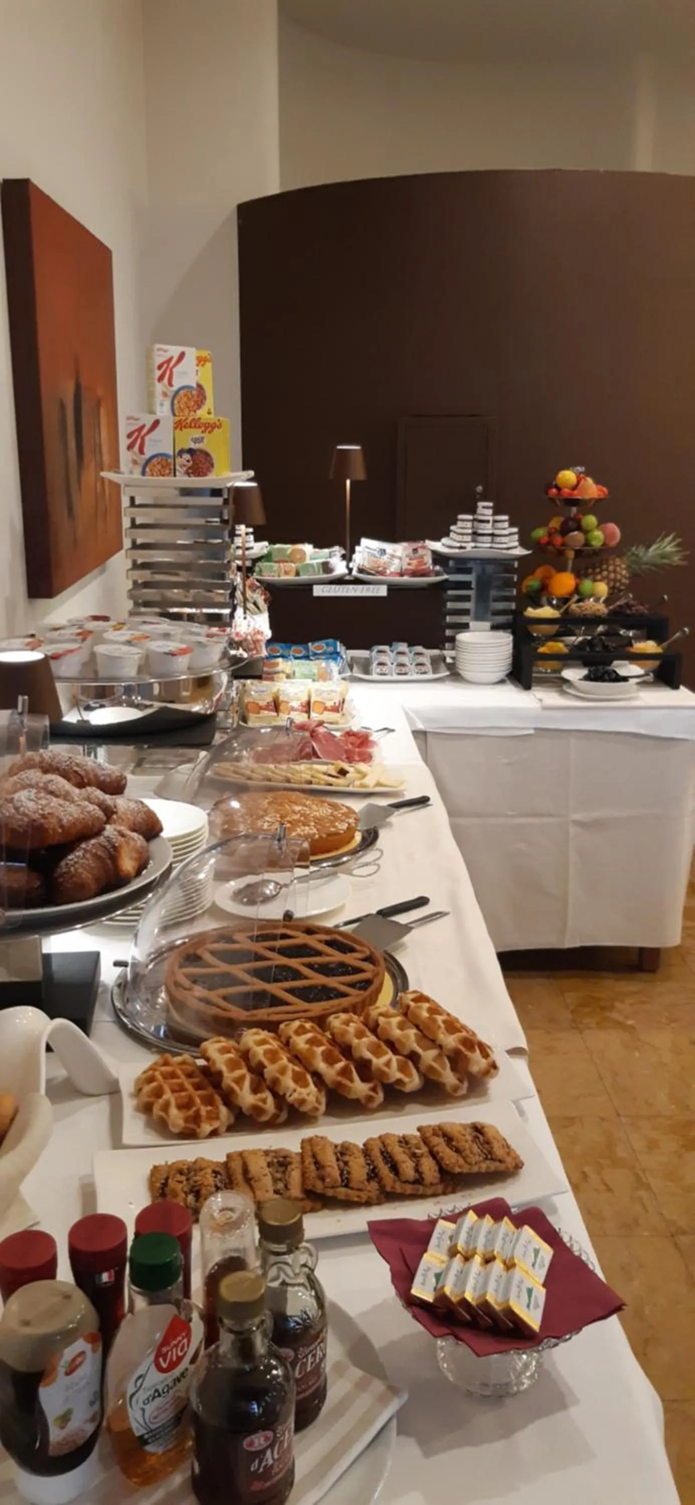 Buffet breakfast in Ca' delle Rose