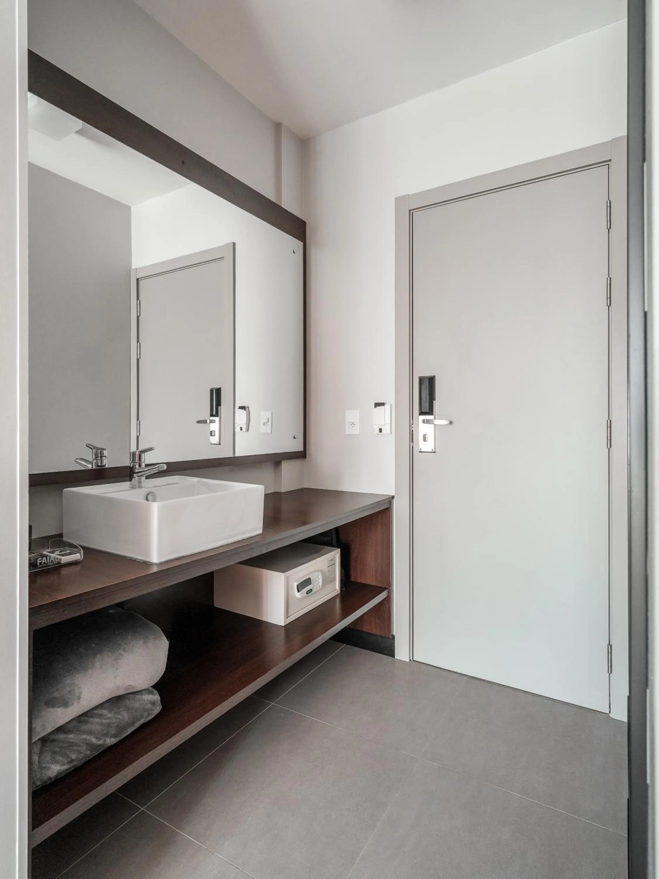 Bedroom in Faial Prime Suítes