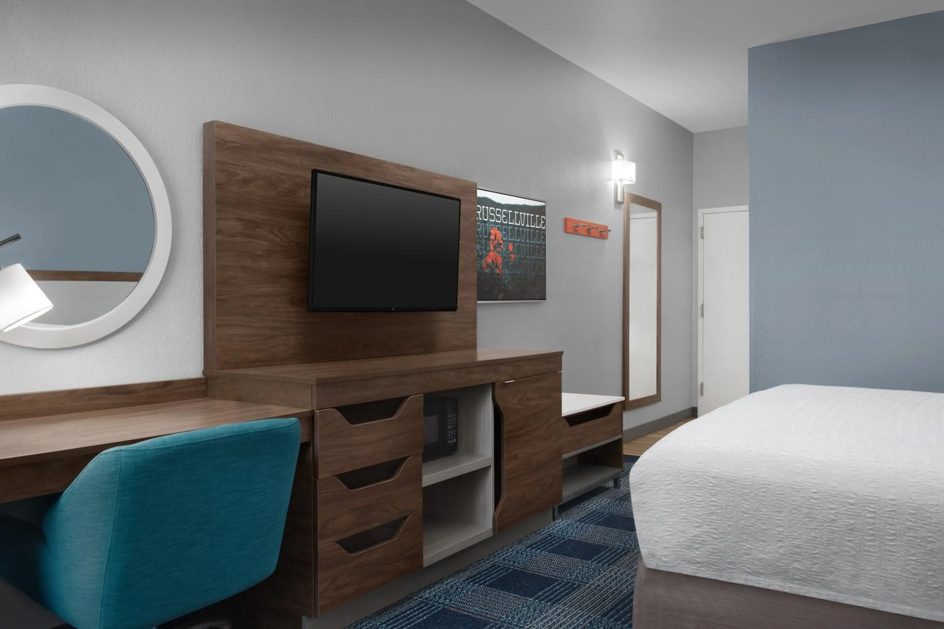 Bed in Hampton Inn Russellville