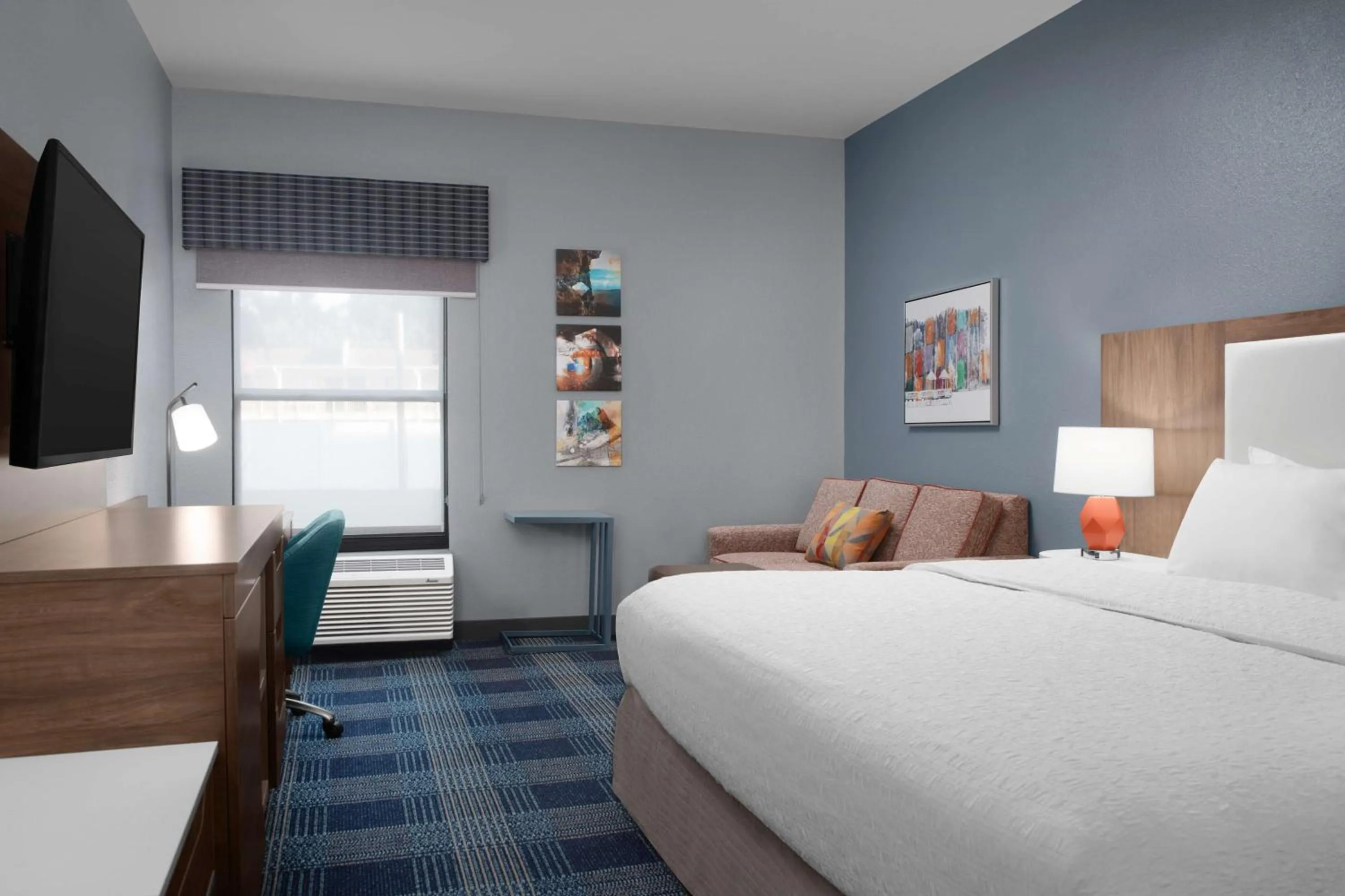 Bed in Hampton Inn Russellville