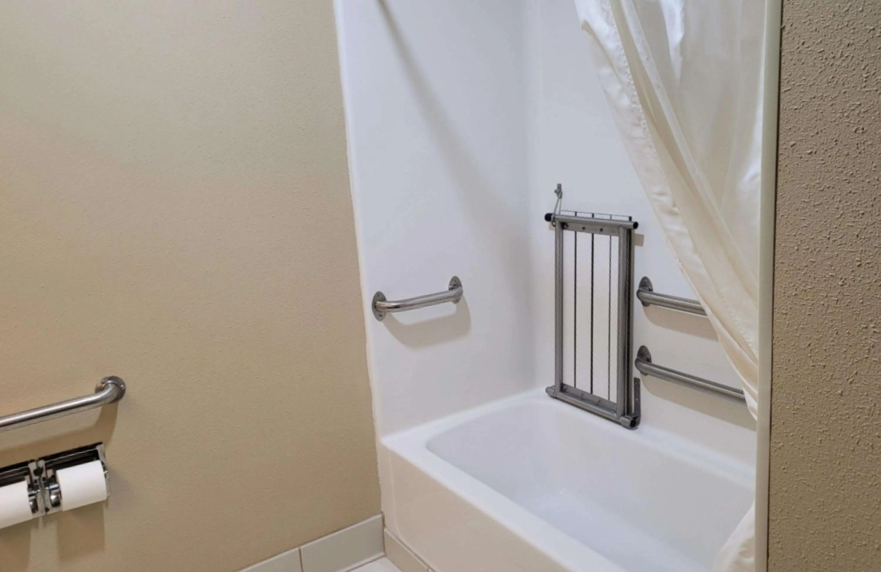 Bathroom in Best Western Plus Mishawaka Inn