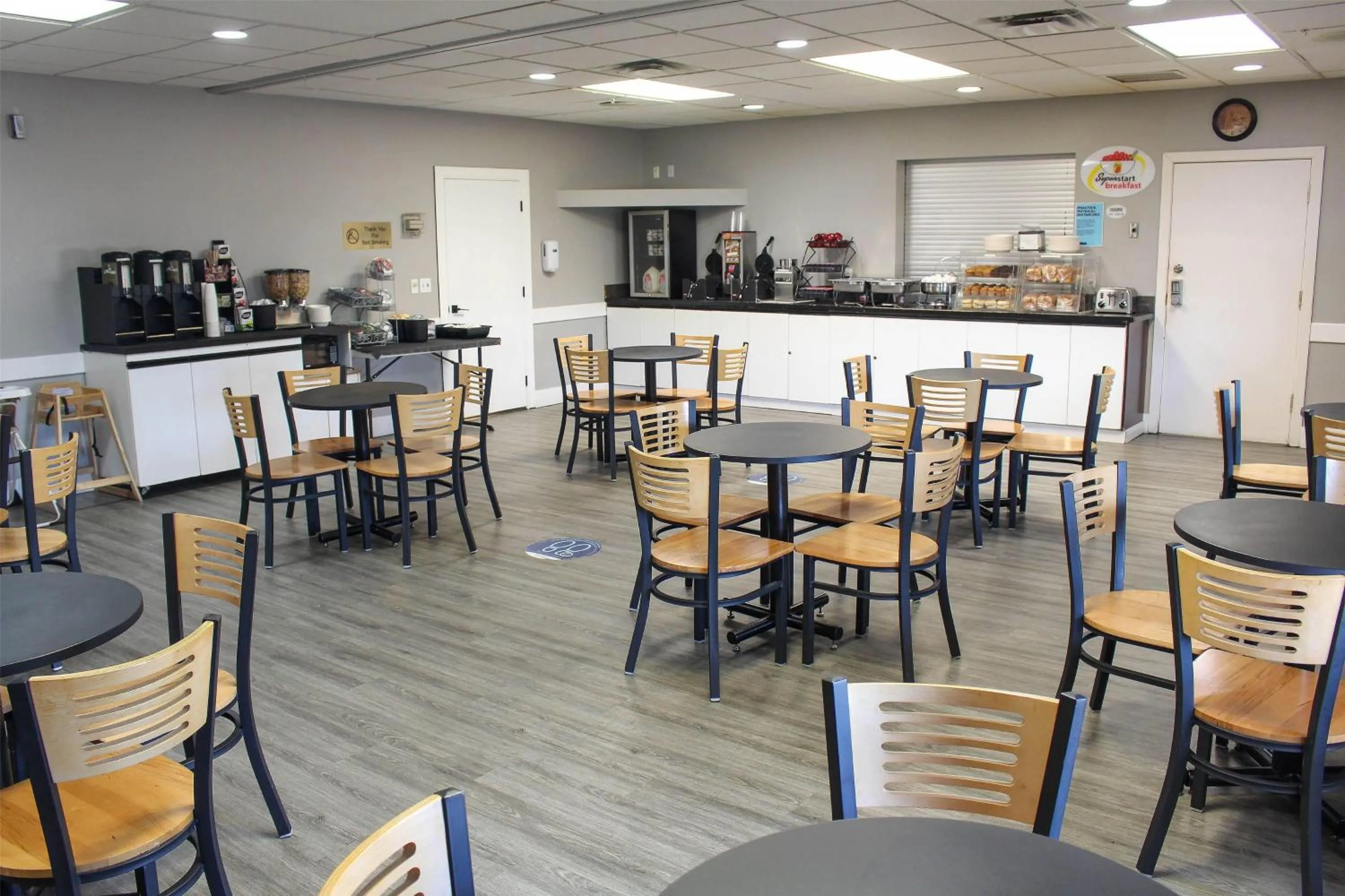 Breakfast in Super 8 by Wyndham Edmonton South