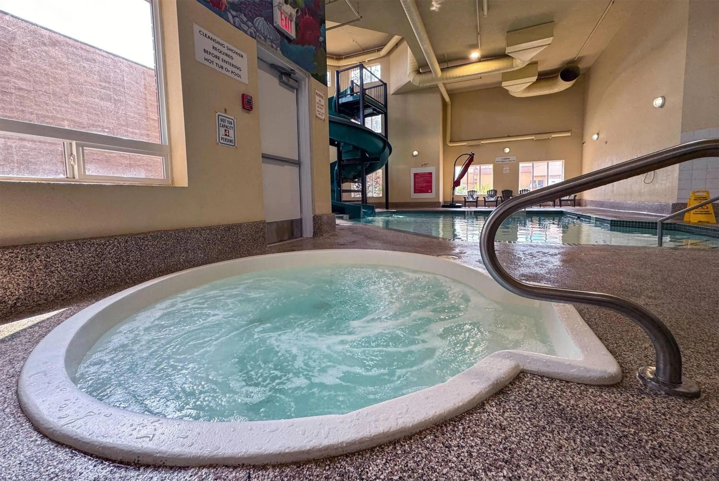 Hot Tub in Super 8 by Wyndham Edmonton South