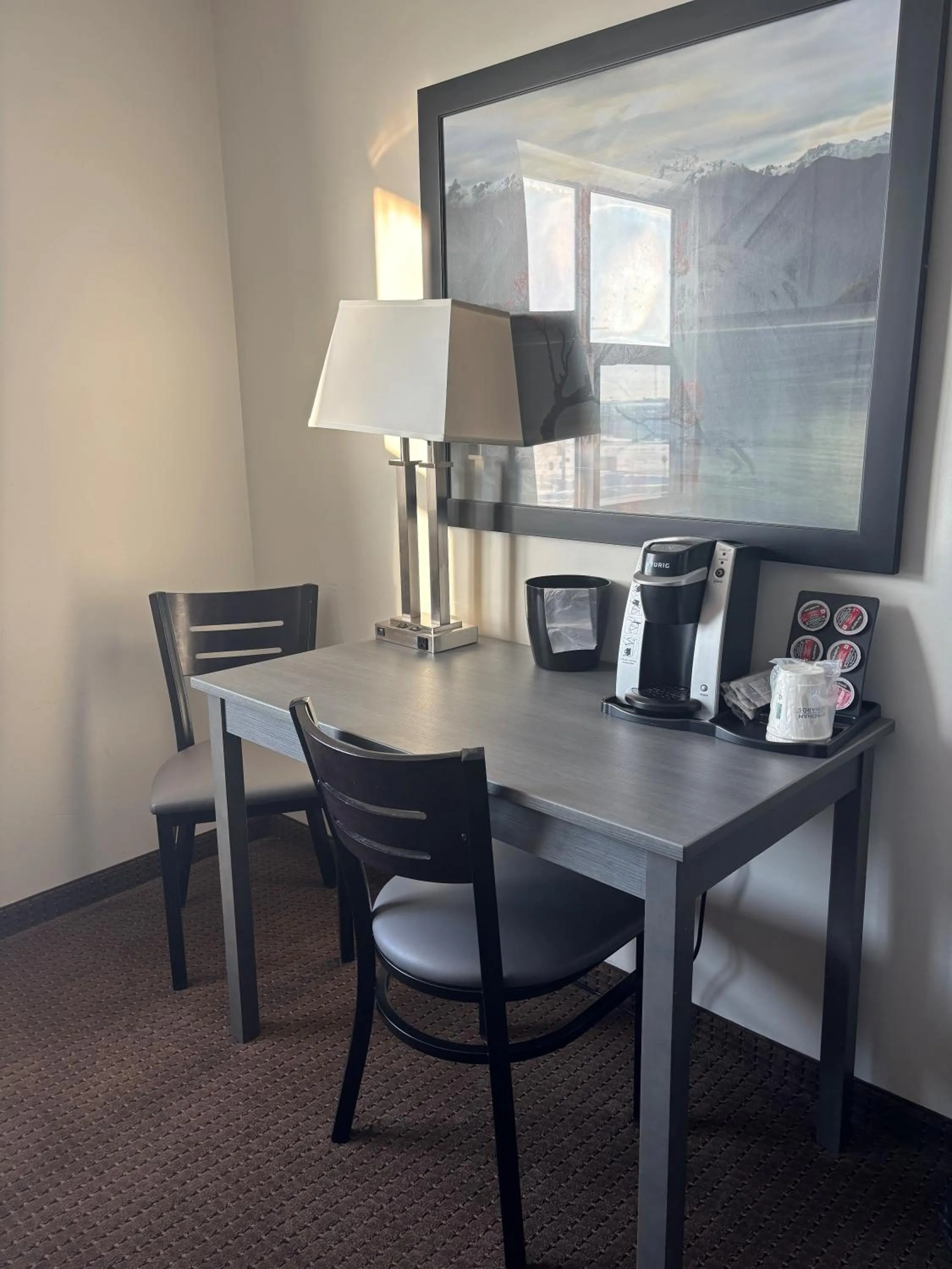 Dining area in Ramada by Wyndham Sherwood Park