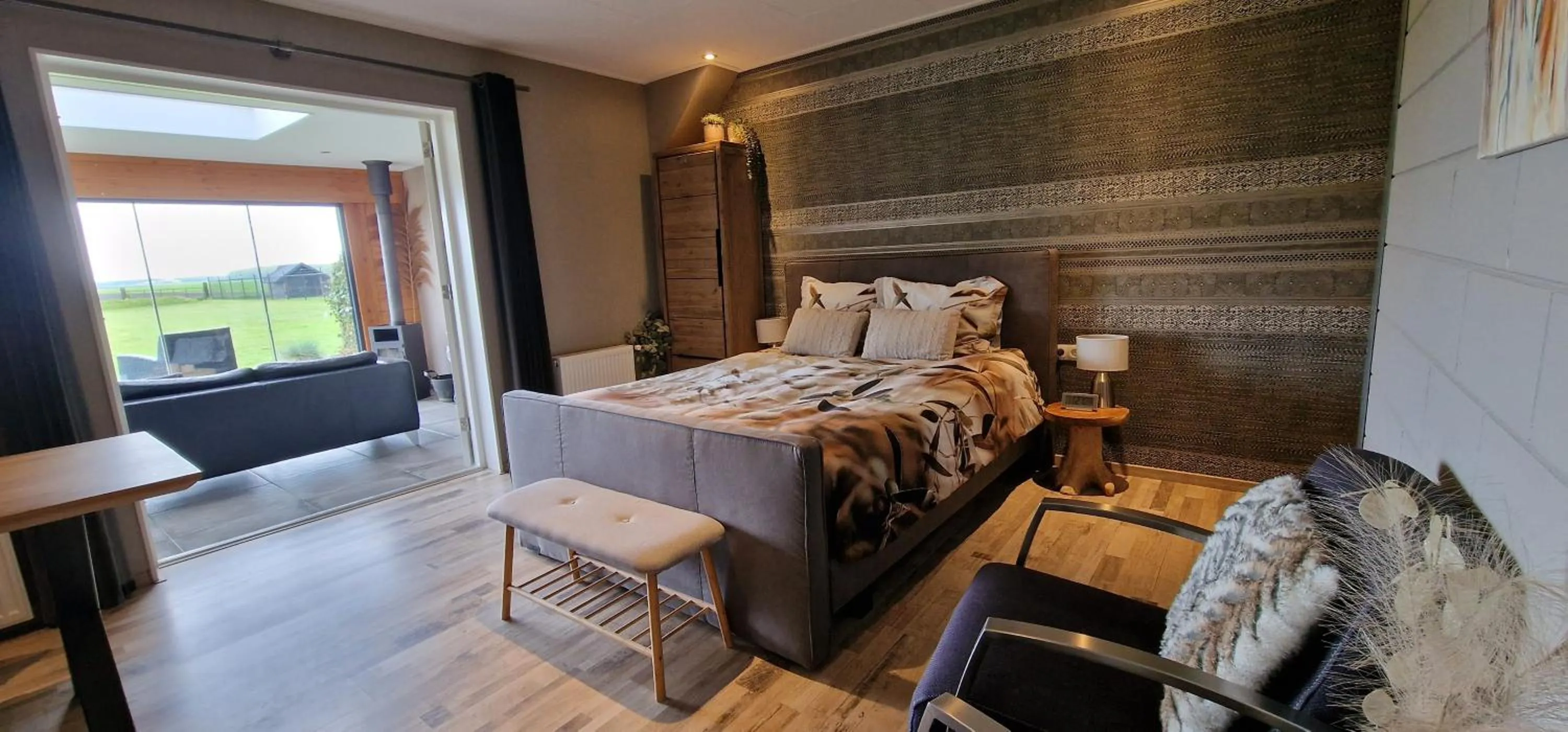 Property building, Bed in B&B Hertenhoef, Fluitenberg (Hoogeveen)