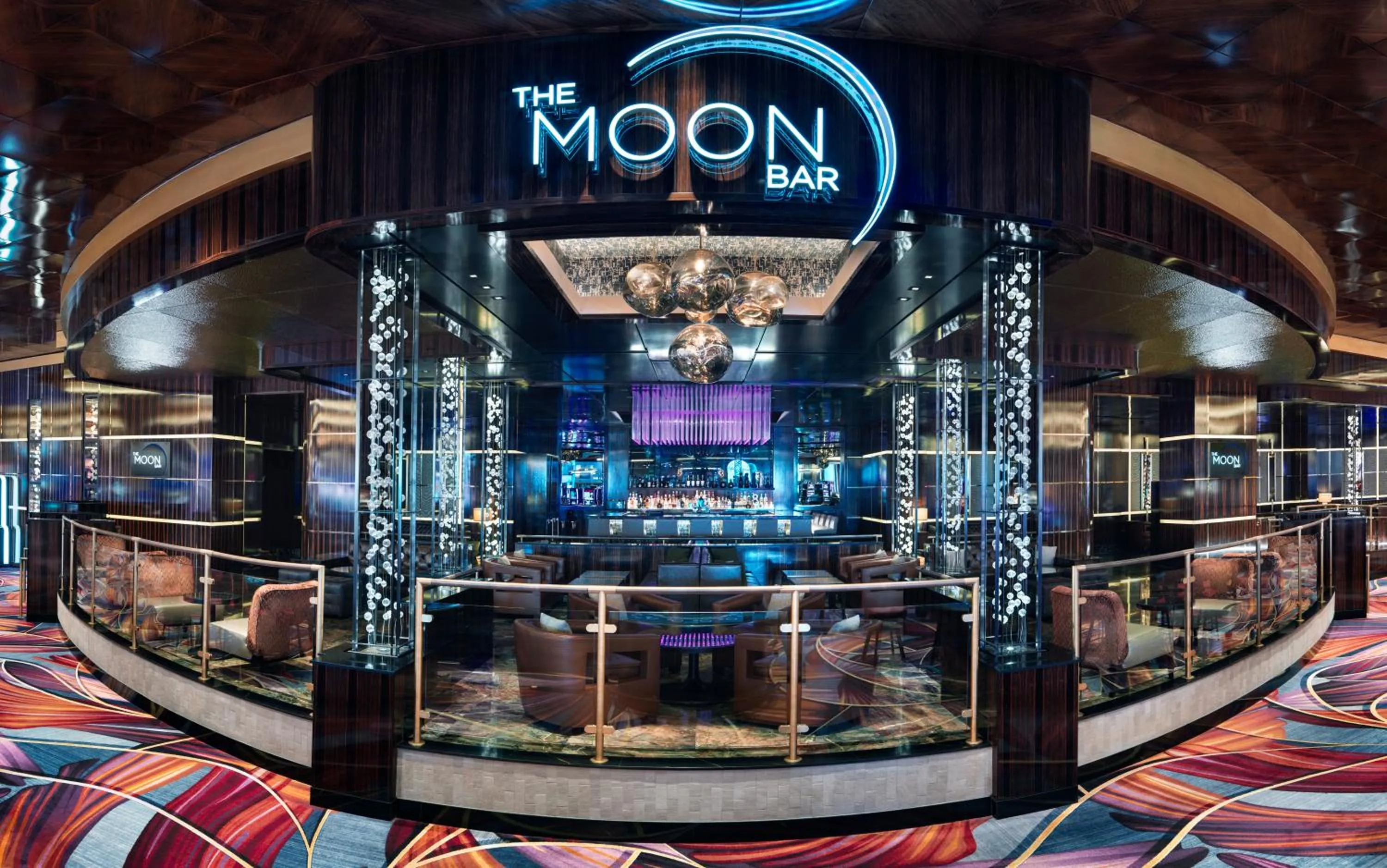 Lounge or bar in The Royal at Atlantis