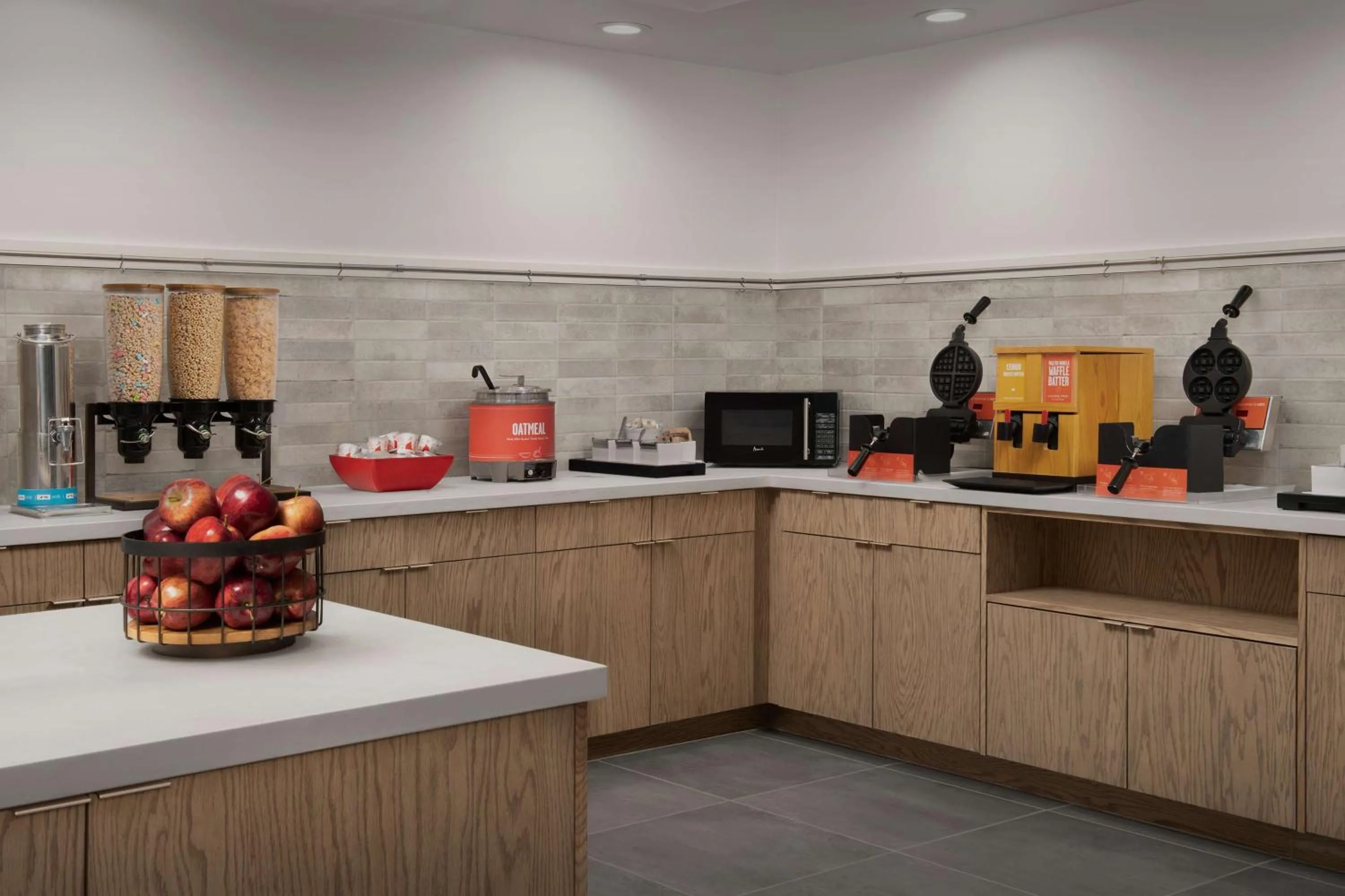 Breakfast in Hampton Inn & Suites Paso Robles