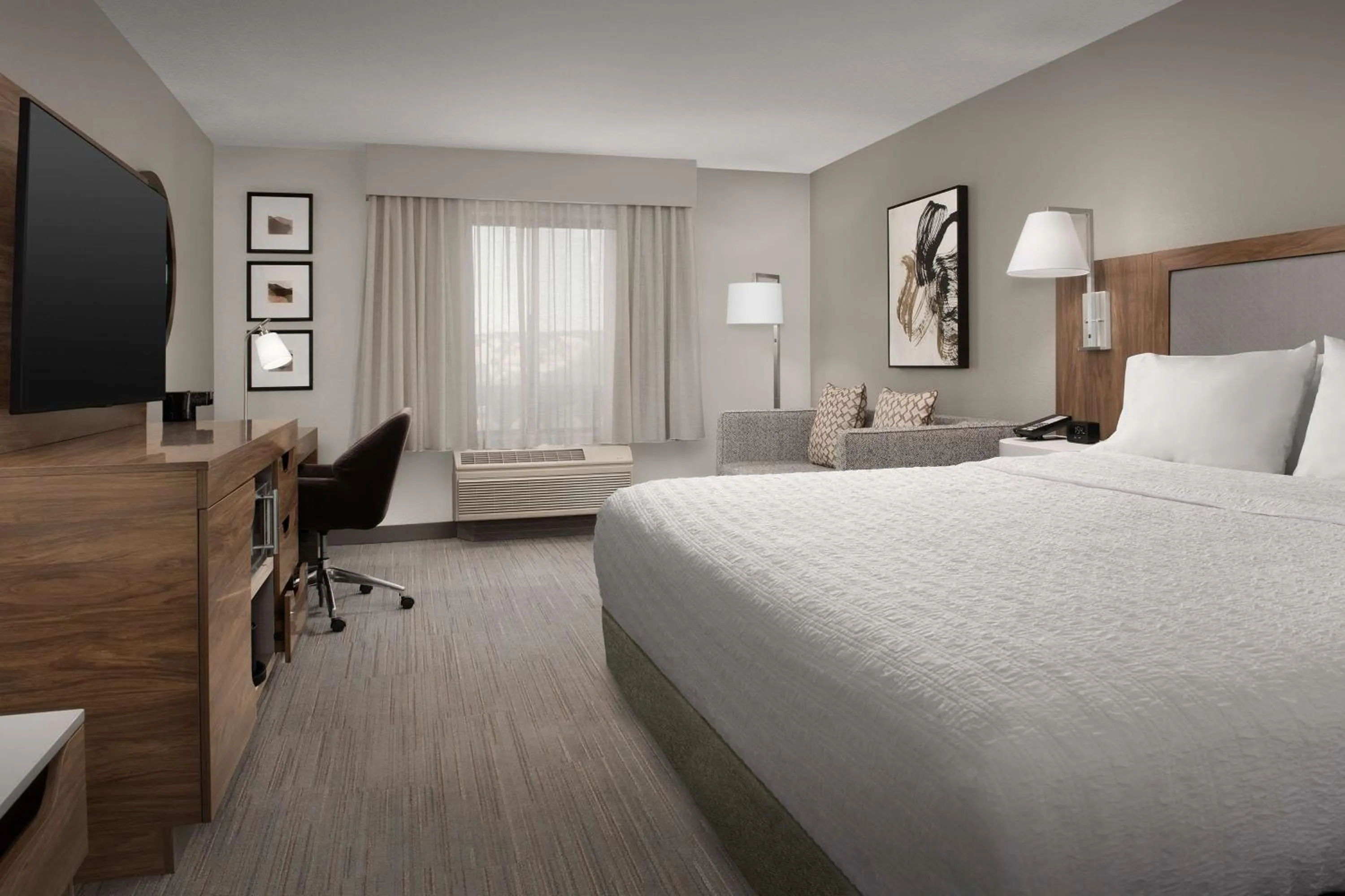 Bedroom, Bed in Hampton Inn & Suites Paso Robles