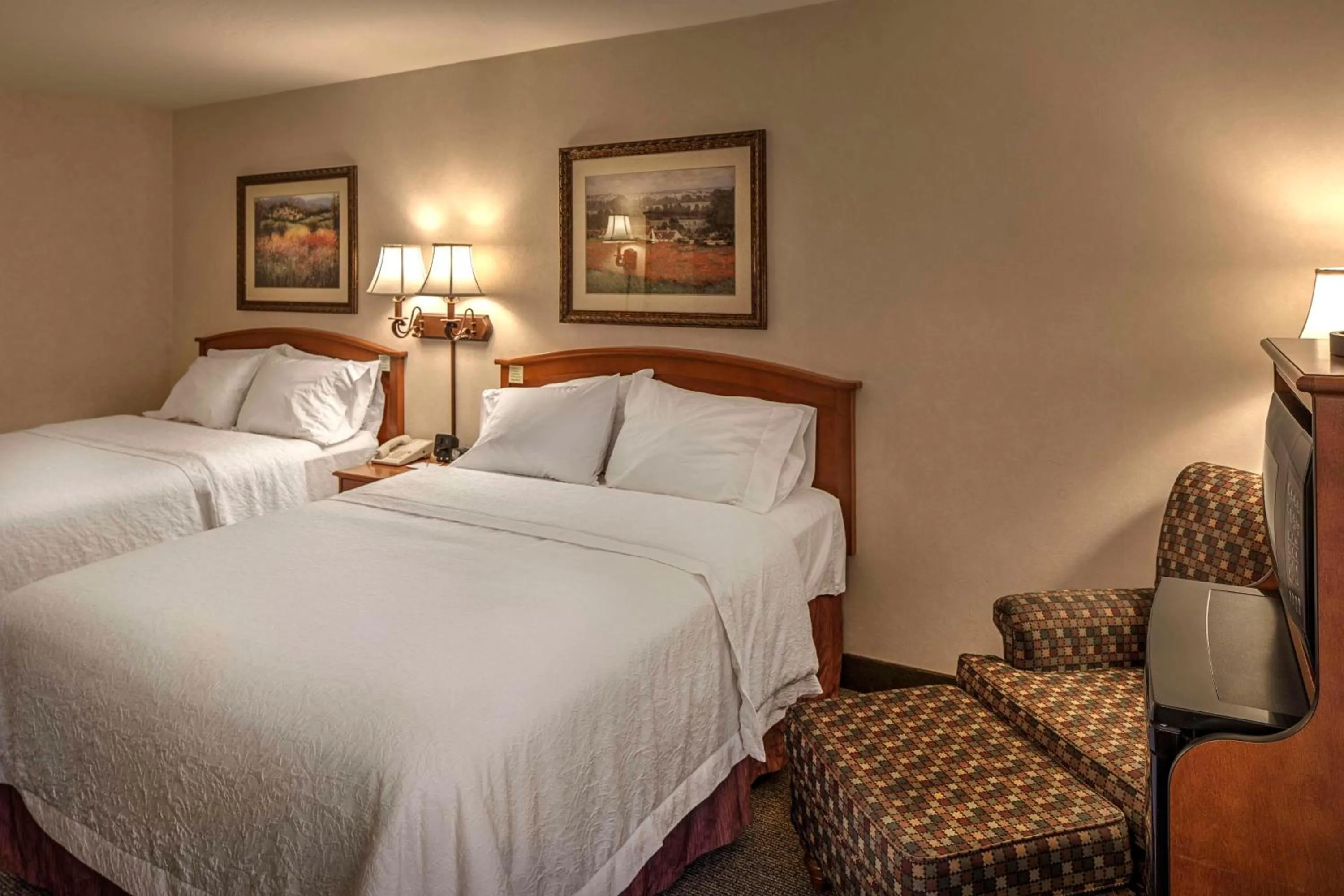 Bed in Comfort Inn Missoula Airport