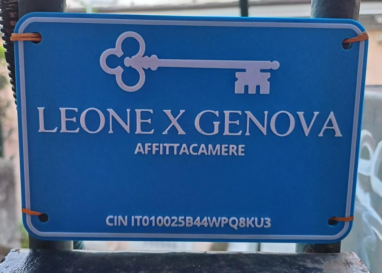 Logo/Certificate/Sign in Leone X Genova Affittacamere