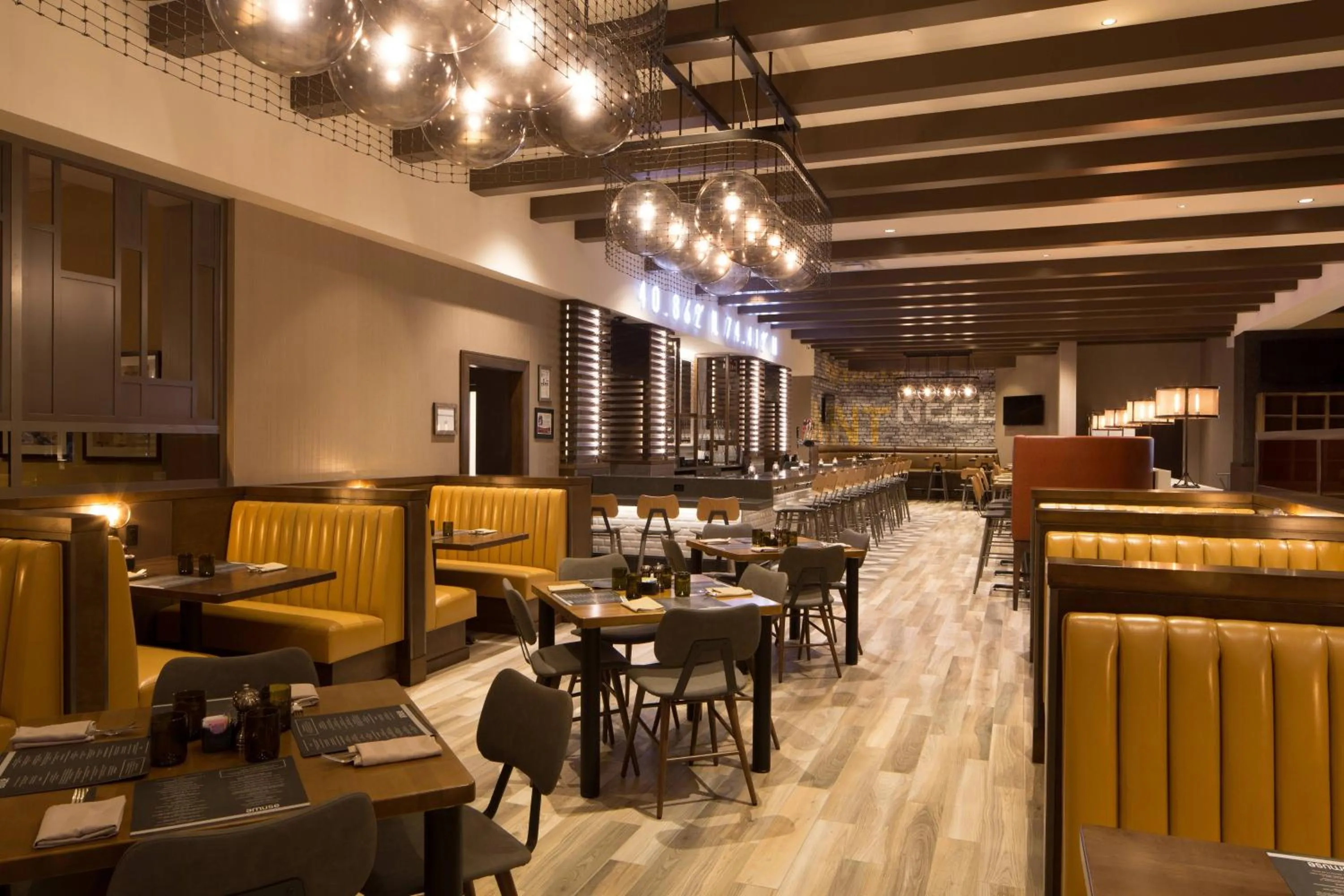 Lounge or bar in Sheraton Parsippany Hotel