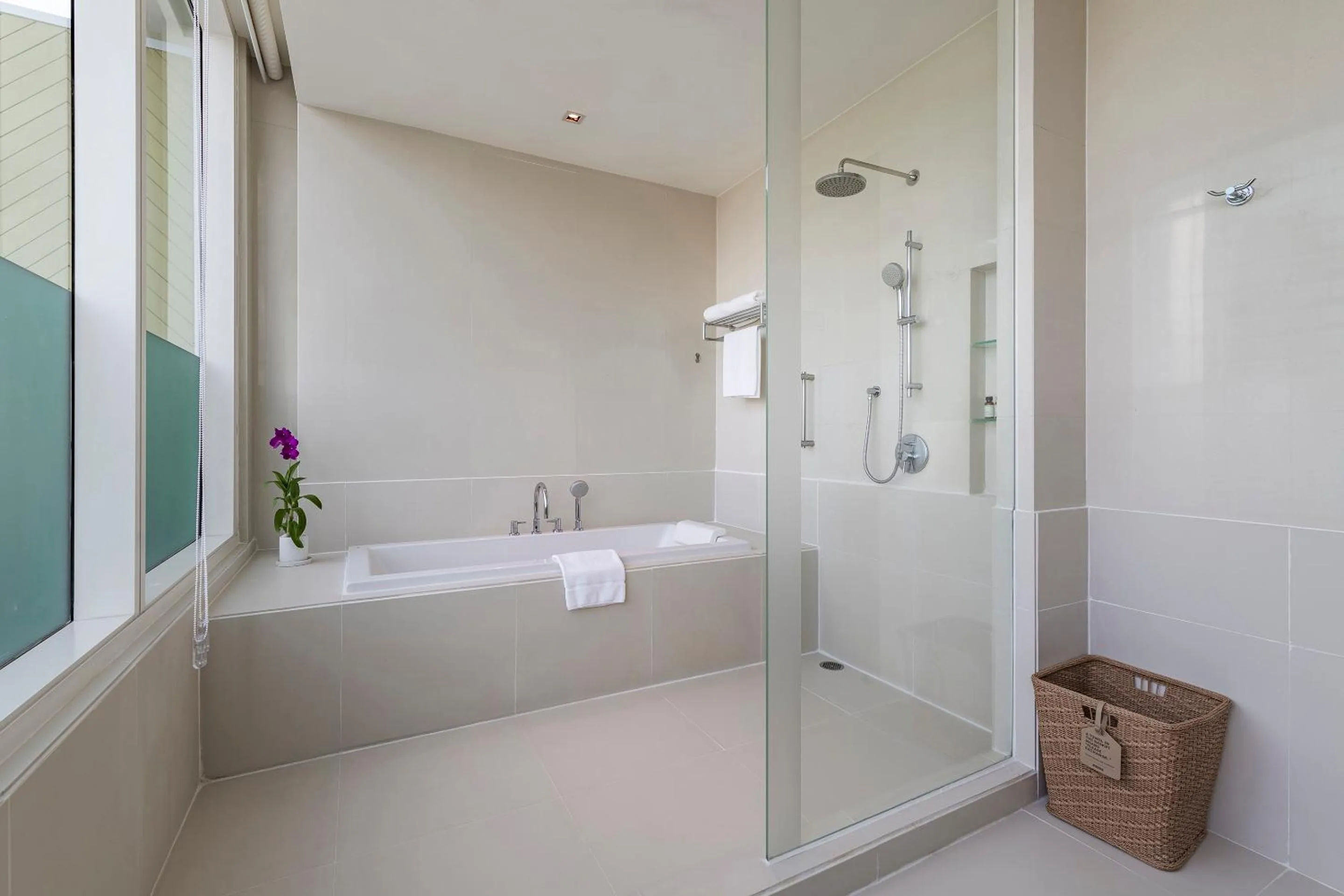 Bathroom in MUU Bangkok, Small Luxury Hotels of the World