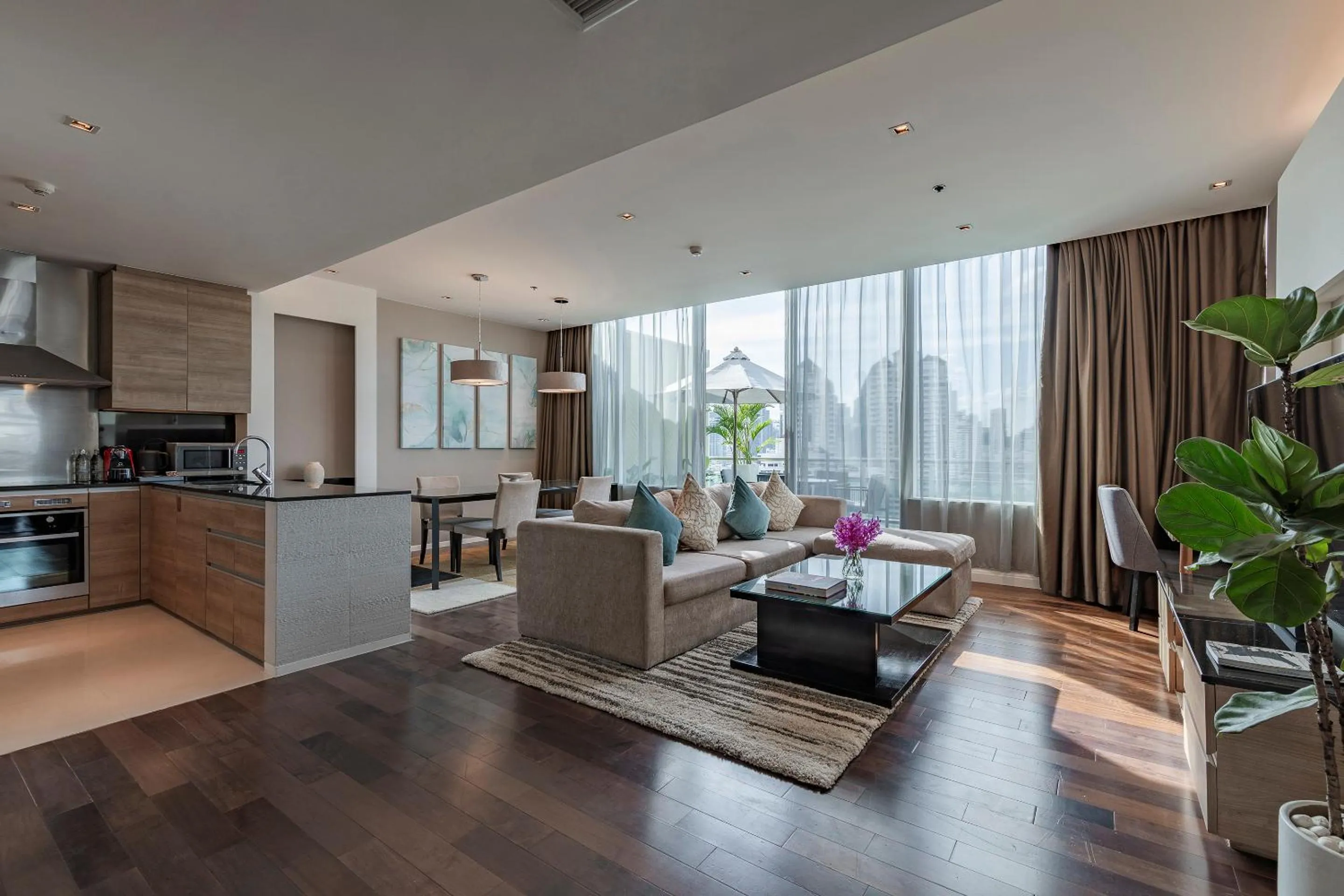 Kitchen or kitchenette in MUU Bangkok, Small Luxury Hotels of the World