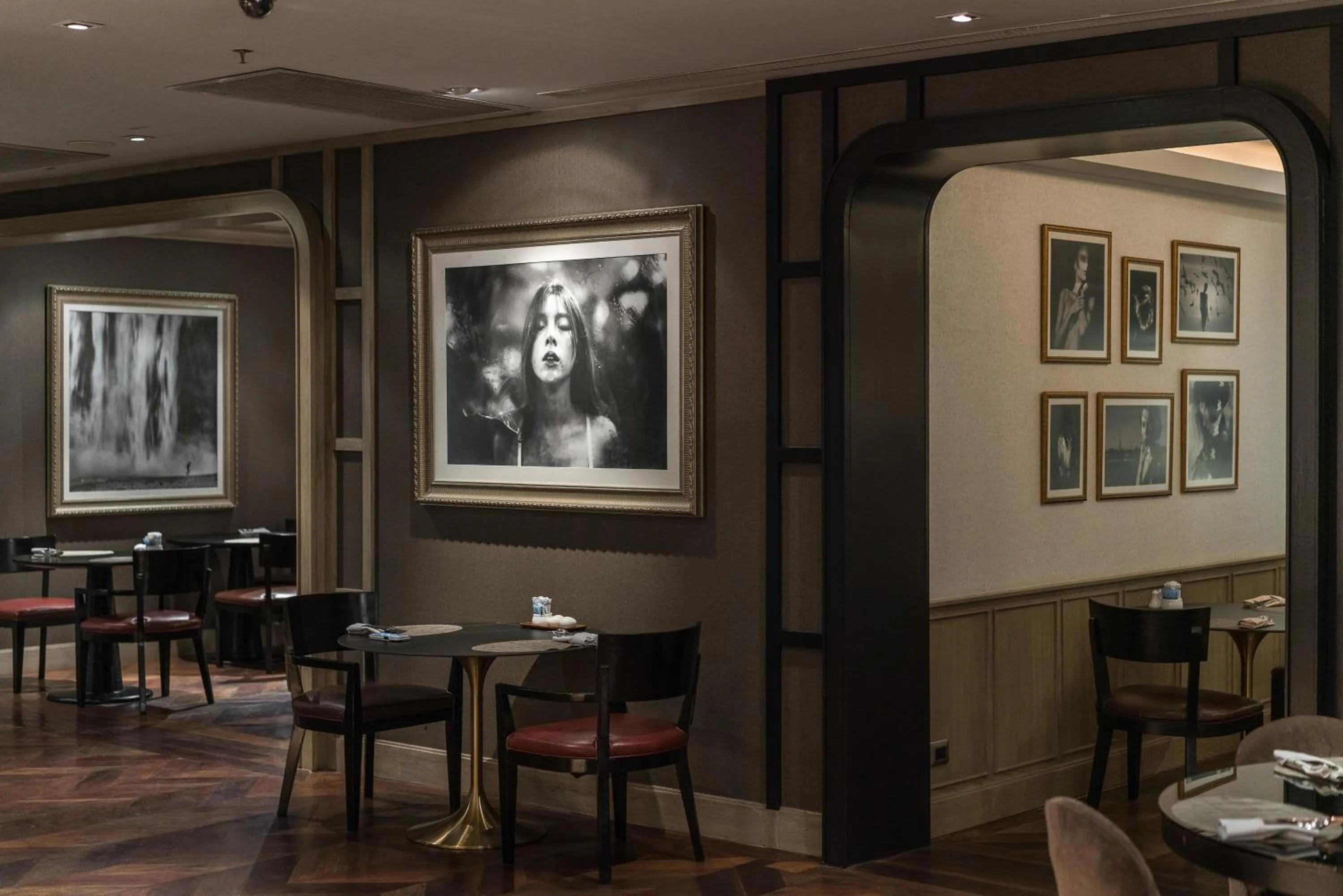 Restaurant/places to eat in MUU Bangkok, Small Luxury Hotels of the World