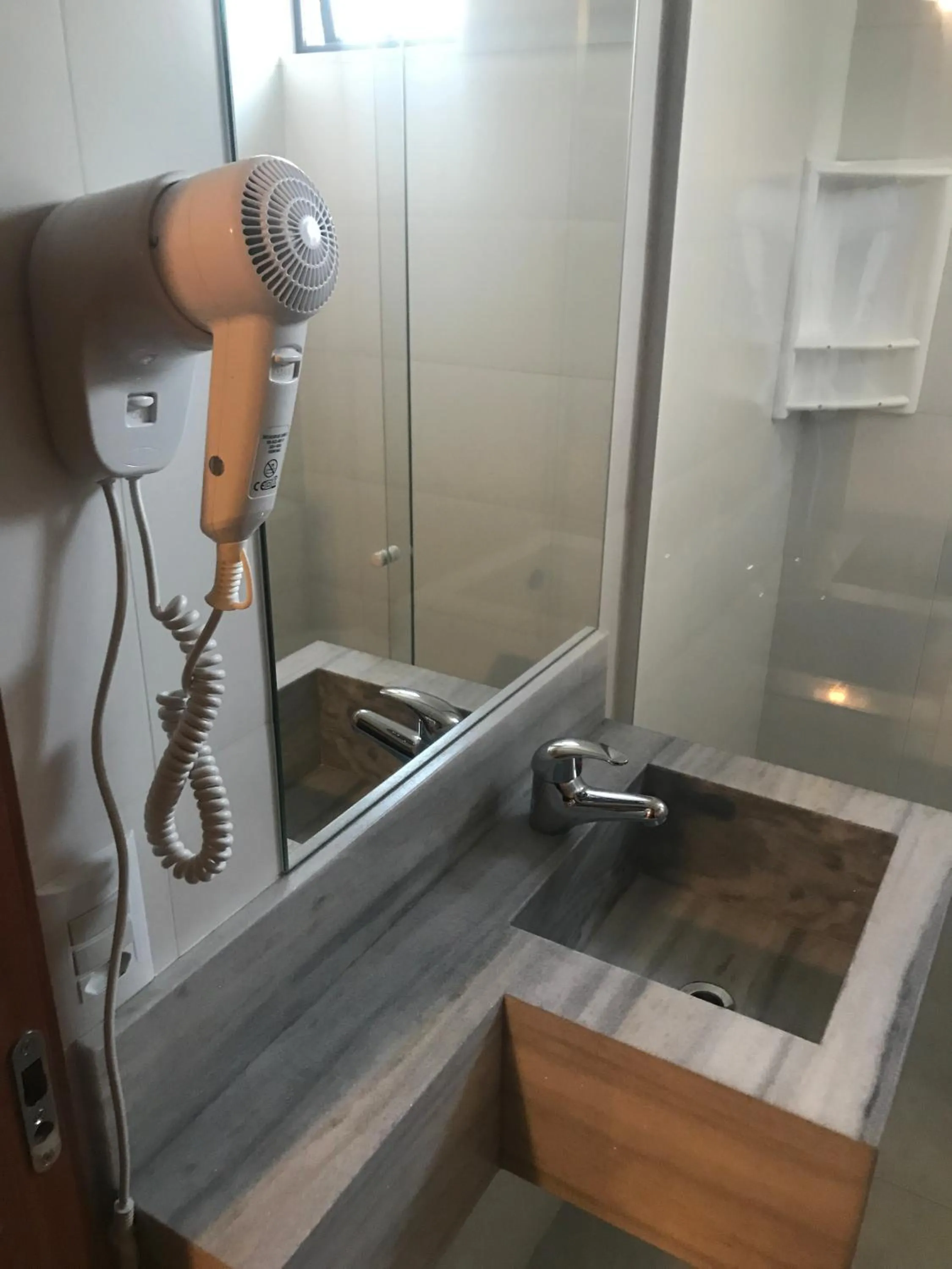 Shower in Hotel Blumenhof Balneário Camboriú