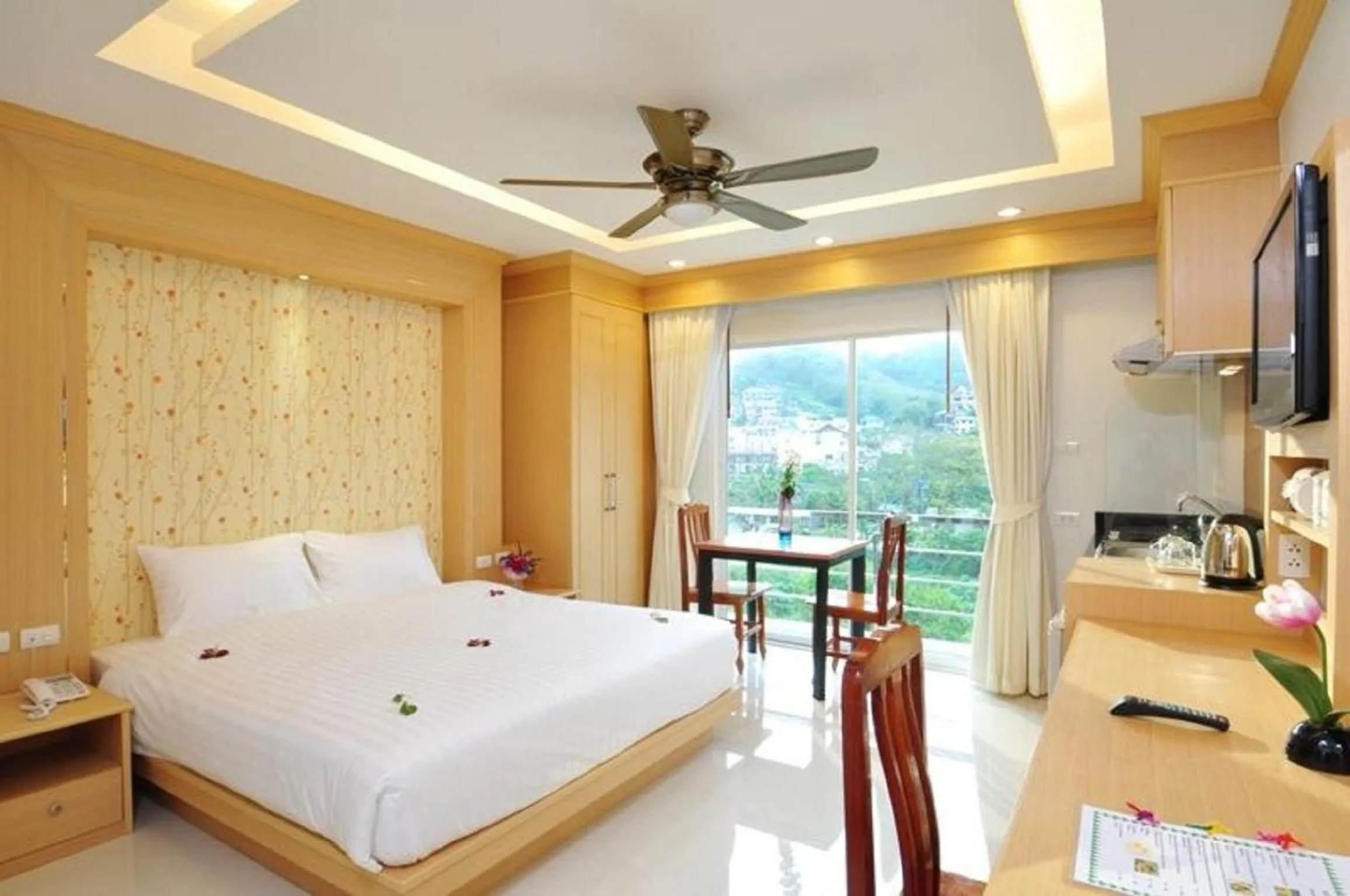 Bedroom, Bed in Green Harbor Hotel & Service Apartment