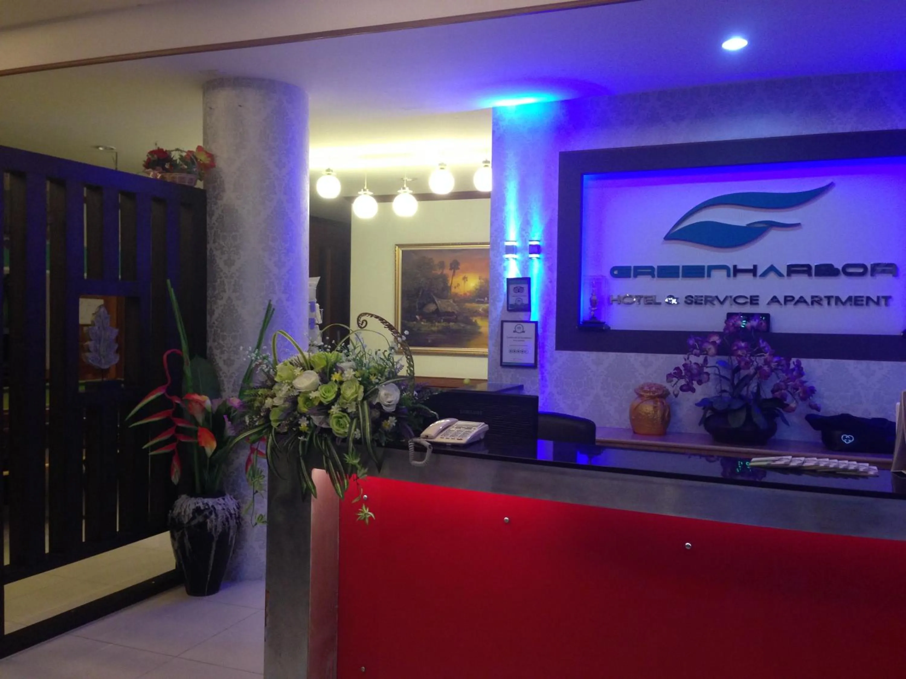 Lobby or reception in Green Harbor Hotel & Service Apartment